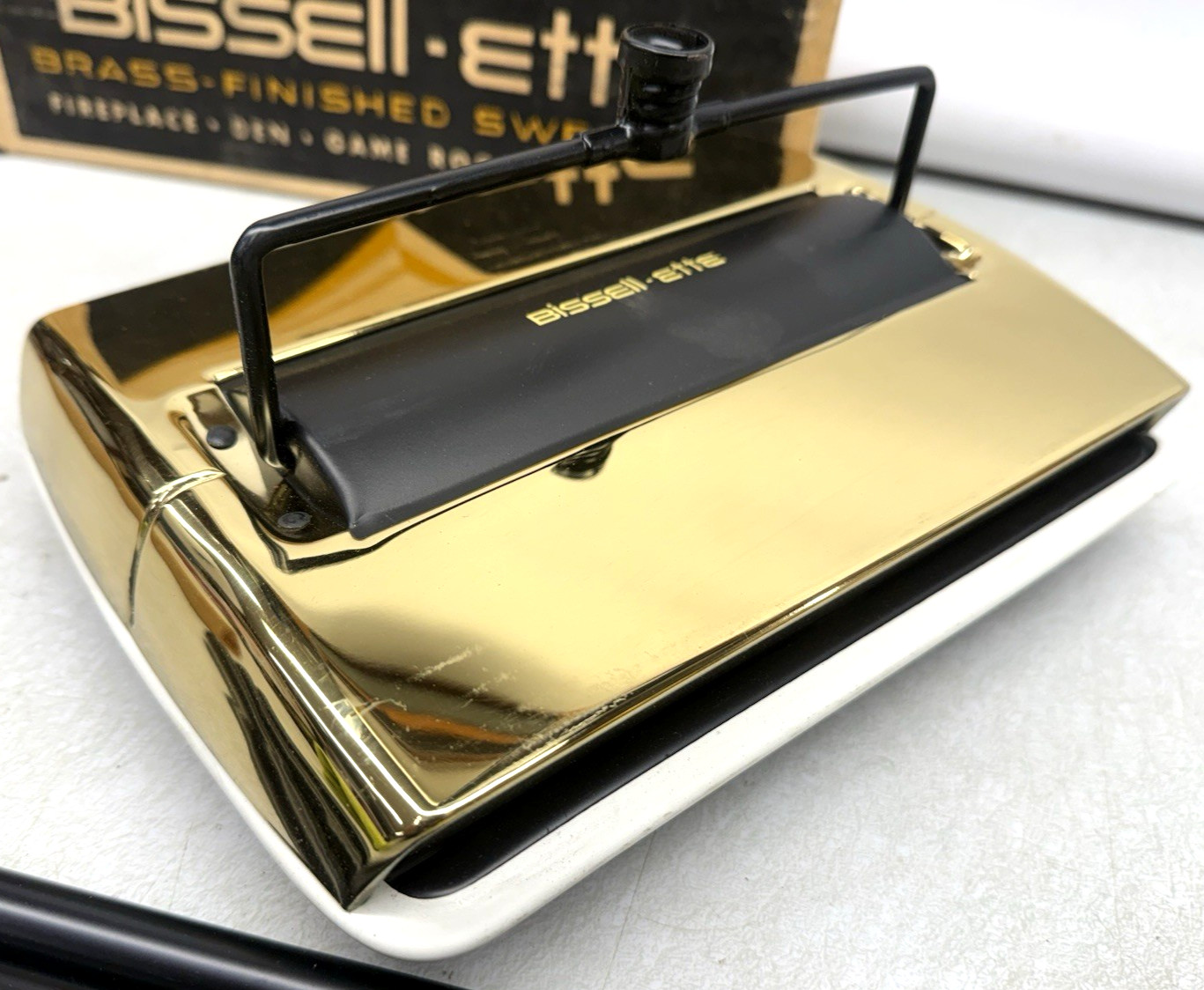 RARE Vintage Bissell-Ette Mid Century Modern Floor Carpet Sweeper MCM Decor Box