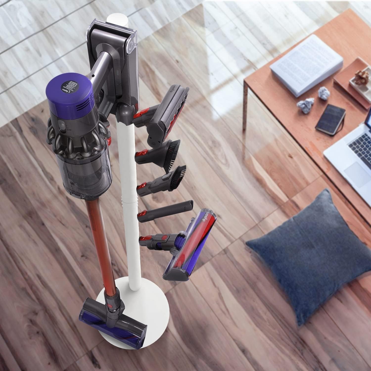 Universal Vacuum Cleaner Docking Station with 5 Hooks – Sturdy & Stylish White