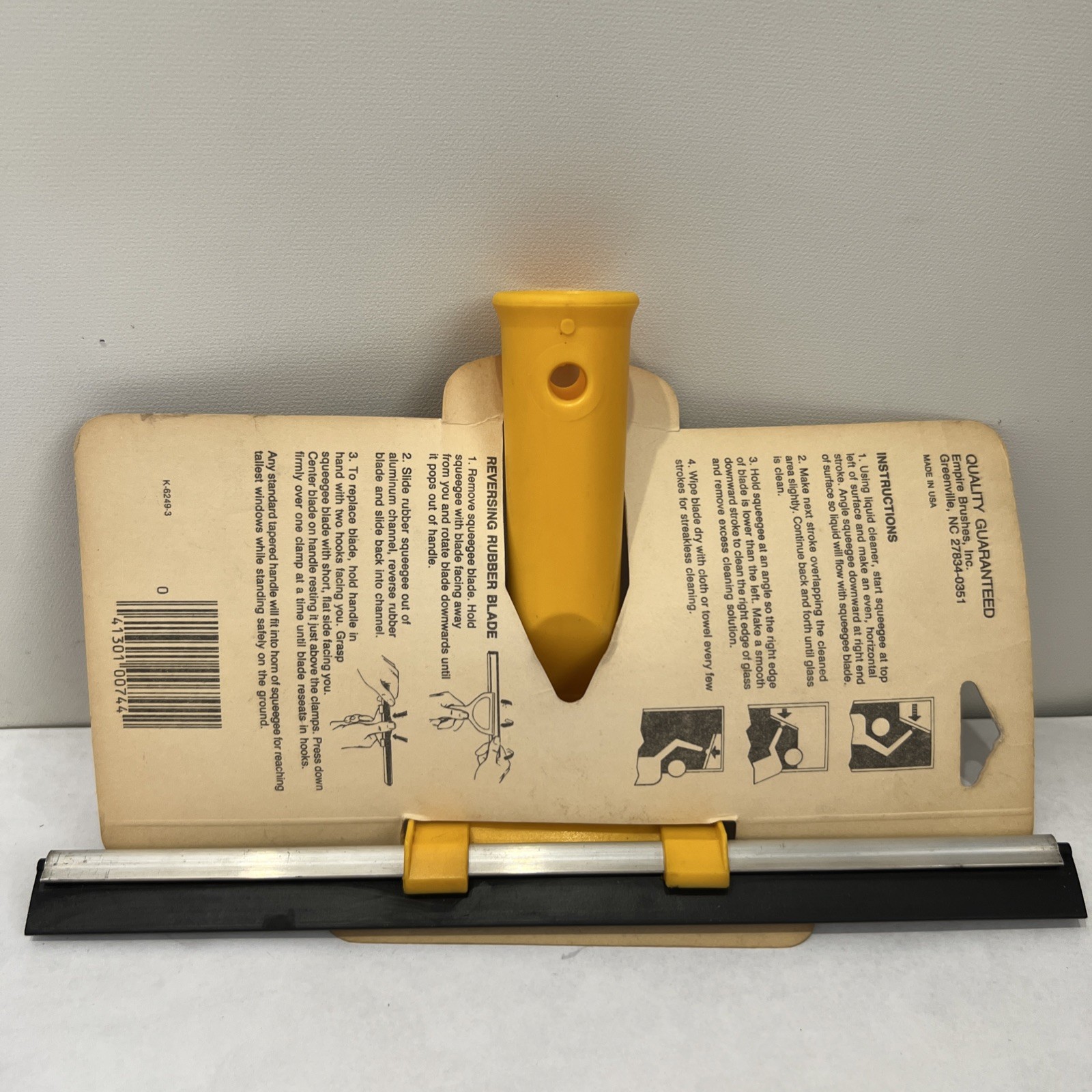 Vintage EMPIRE Window Squeegee 10″ CHANNEL RUBBER ALUMINUM PLASTIC HANDLE 4″