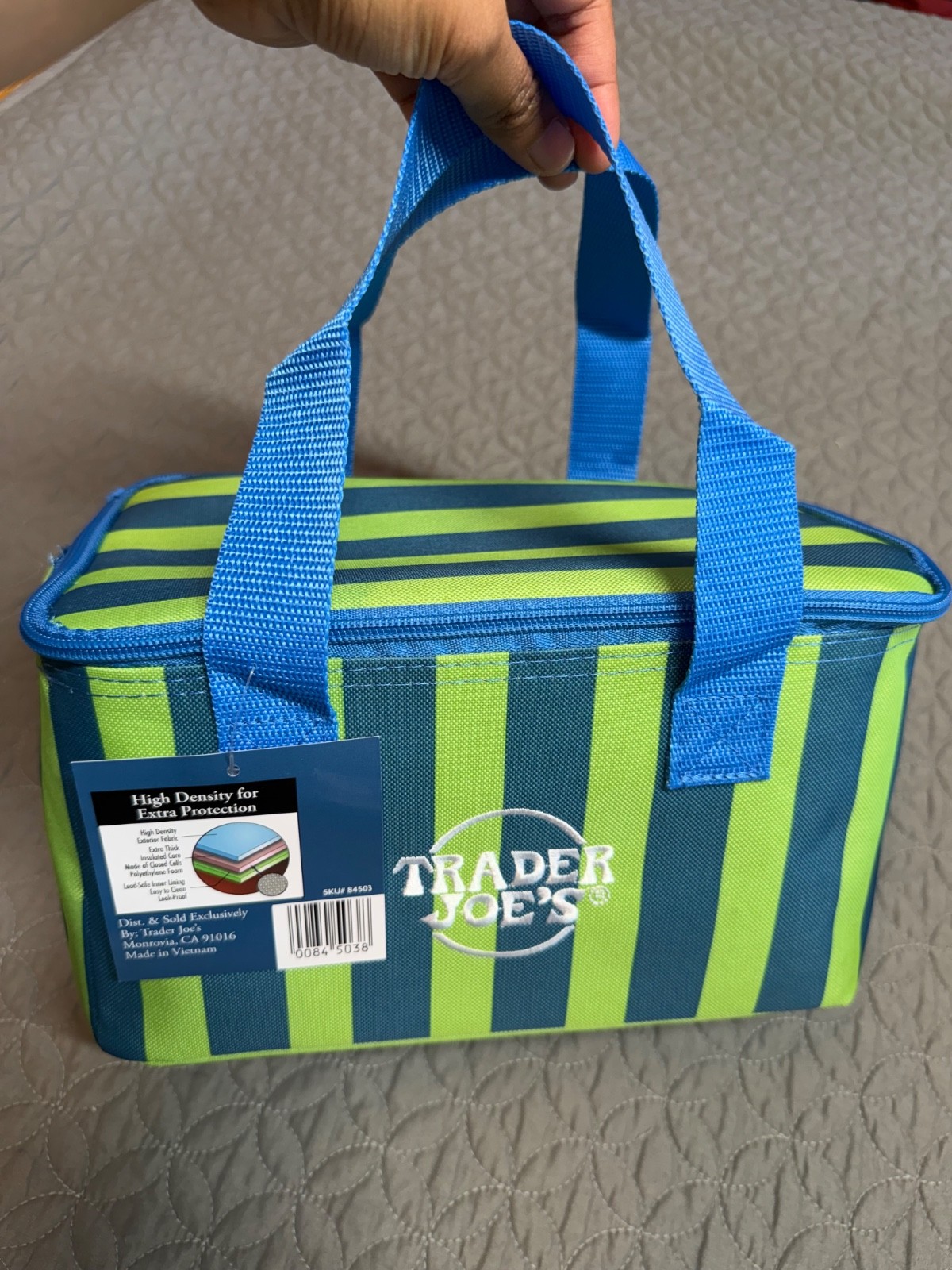trader joes mini insulated bag(pick what color)