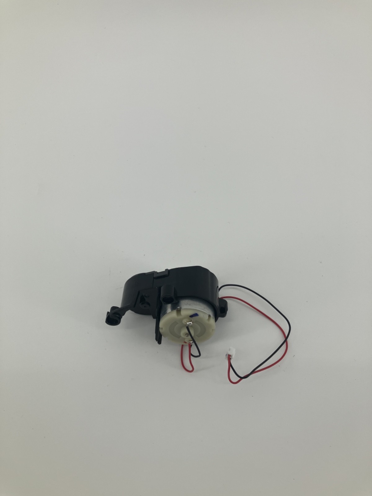 Shark Matrix Robot Vacuum Side Brush Motor UR2450WS OEM Replacement Part