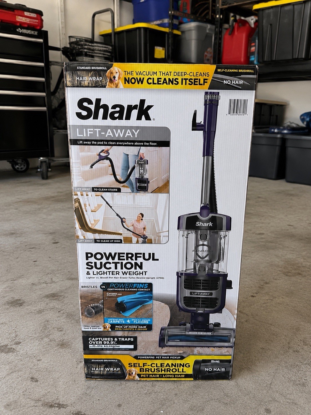 Shark UV900 Pet Performance Plus Lift-Away Upright Vacuum