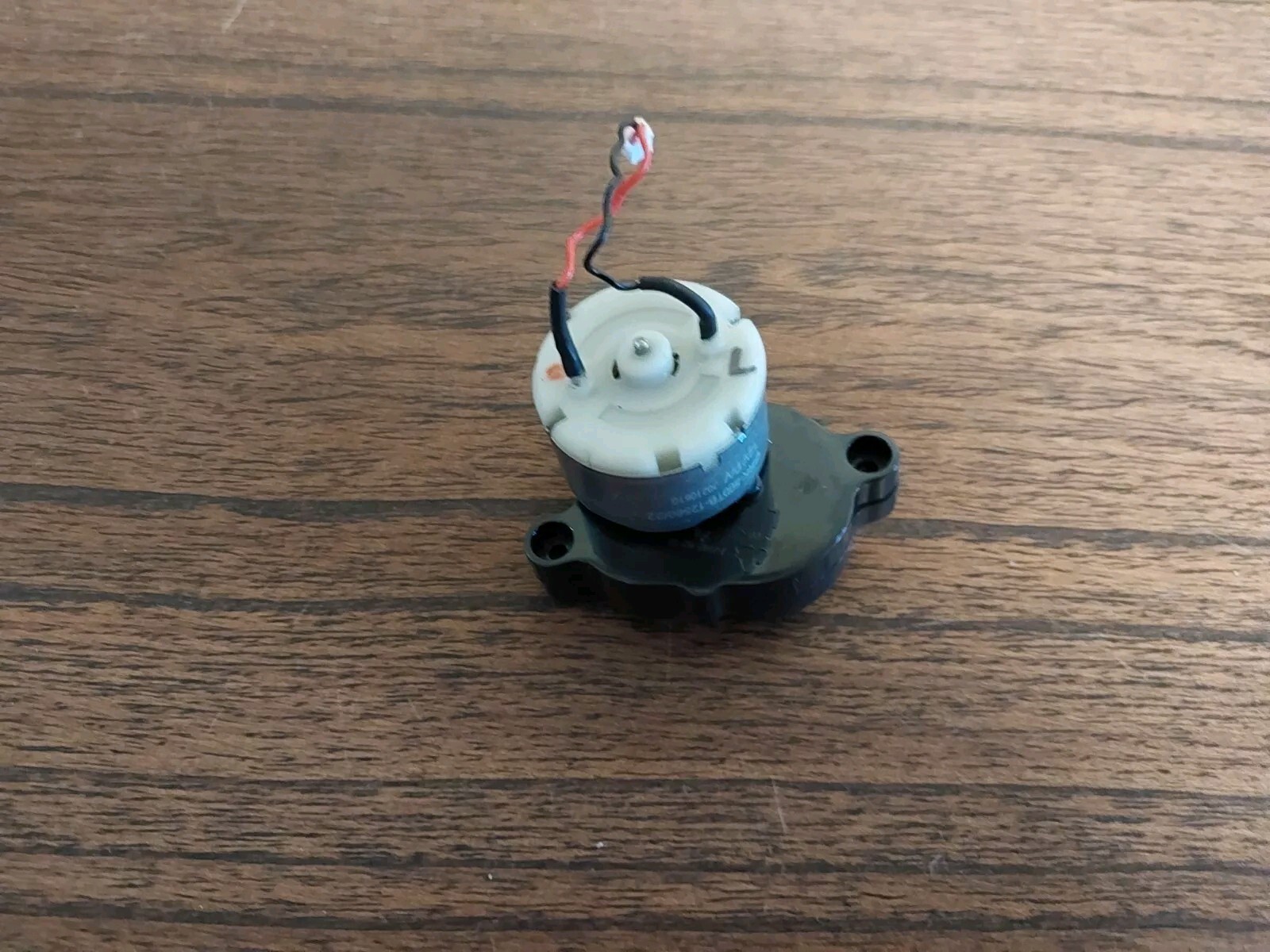 HOMEVIZ G1 Robot Vacuum Cleaner 8000Pa- Replacement LEFT Side Edge Brush Motor