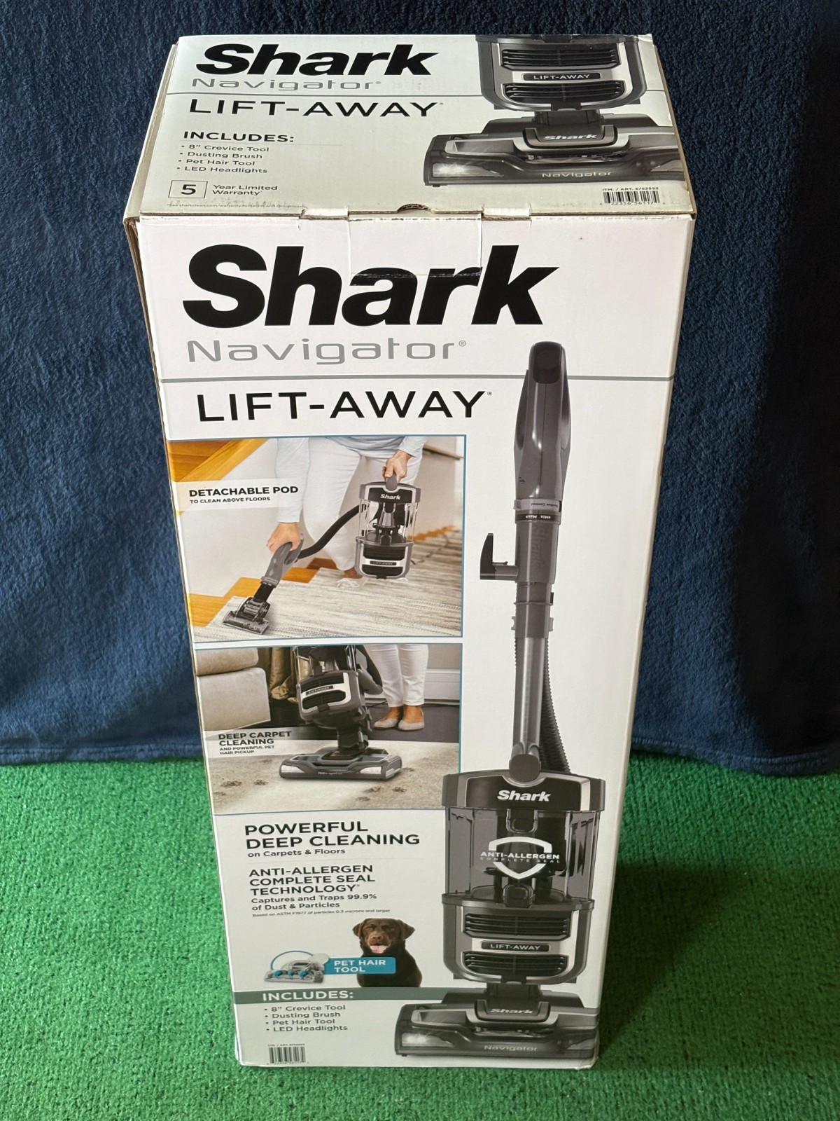 Shark Navigator Lift-Away Upright Vacuum / UV650/Grey/ Used