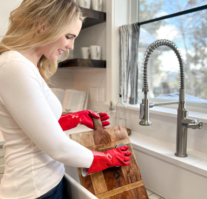Star Kitchen & Home True Blues Ultimate Red Household Cleaning Gloves (Medium)