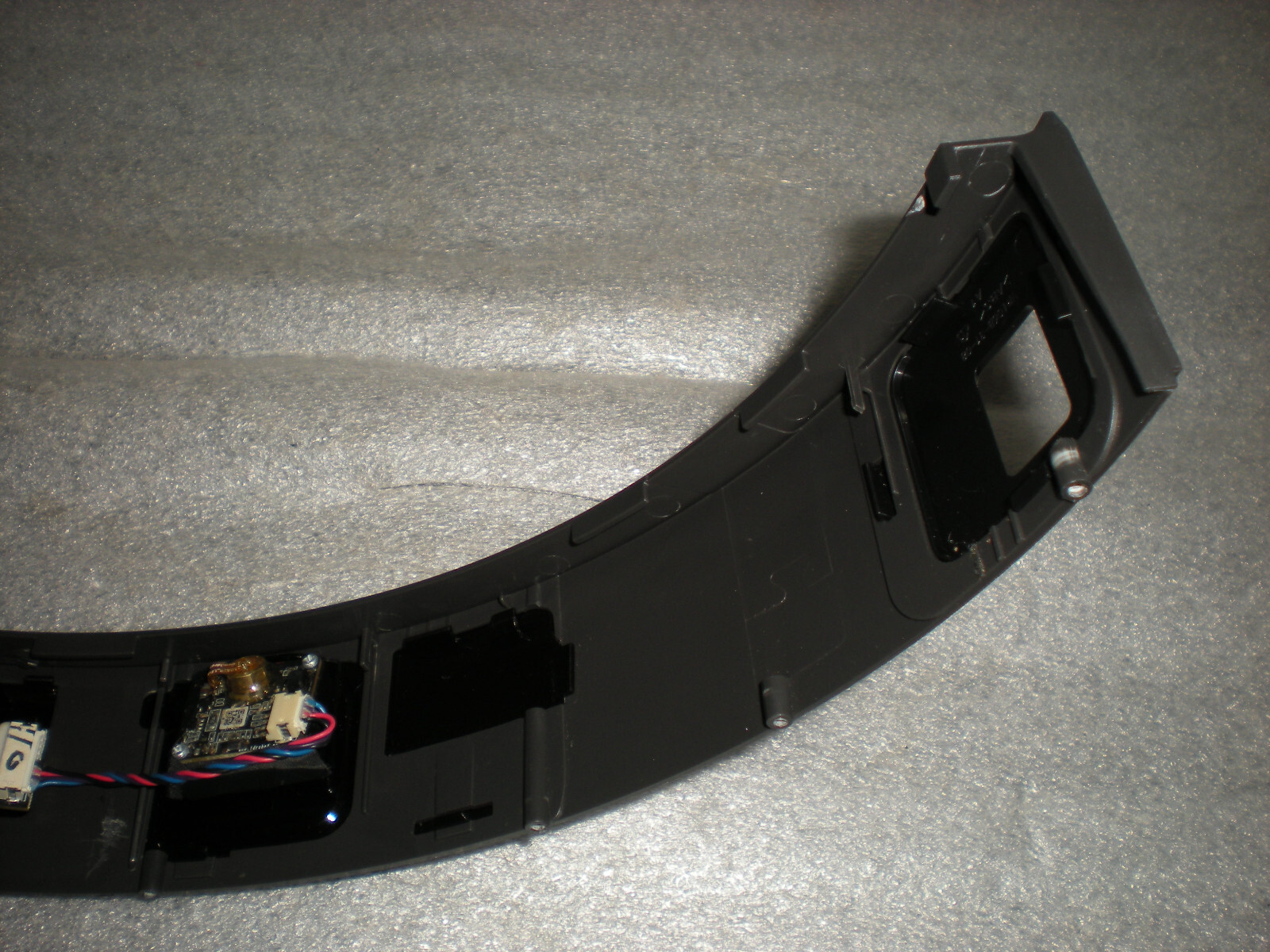 Genuine Eureka E20 Plus Robot Vacuum NERE20PLUSBK Front Bumper Cover W/ Sensors