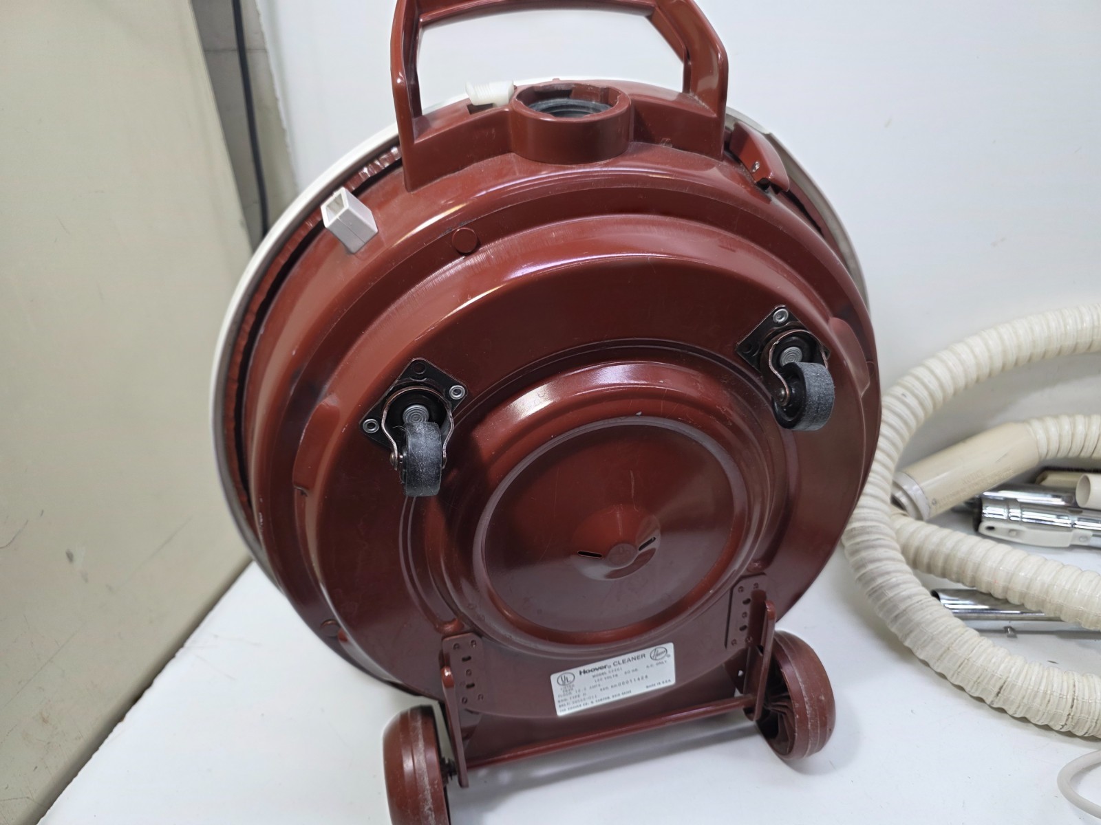 Hoover Celebrity QS Quiet Series Vacuum Flying Saucer Quadraflex Powermatic