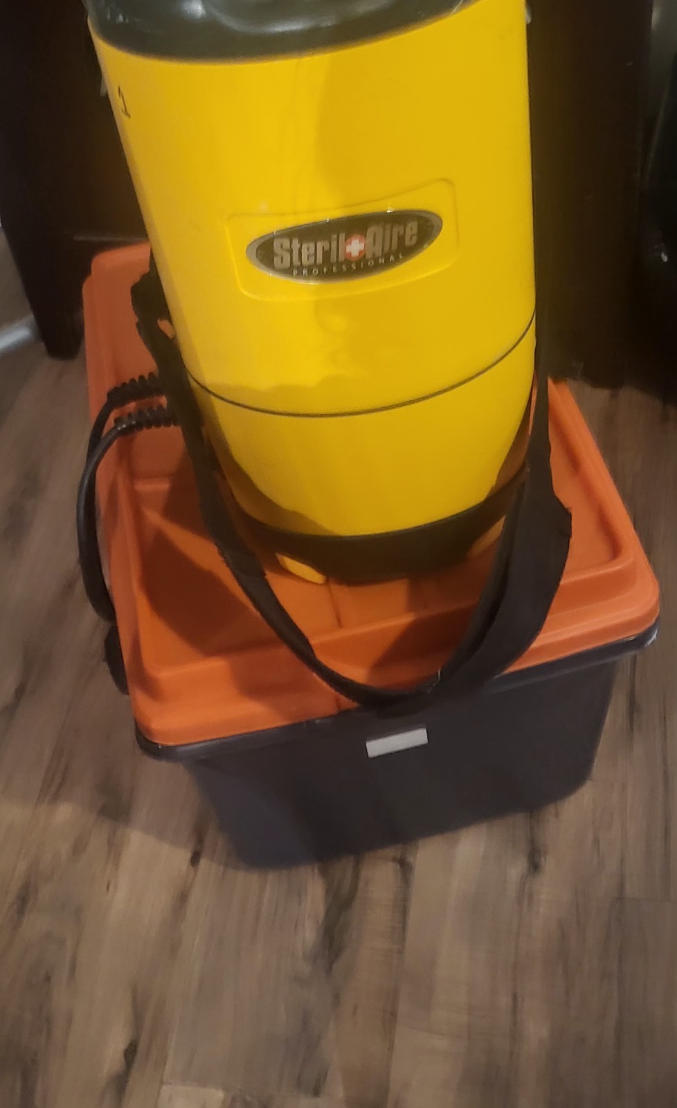 Sterilaire SBP100 Commercial Backpack Vacuum 1400 Watt HEPA ( Tested & Working)