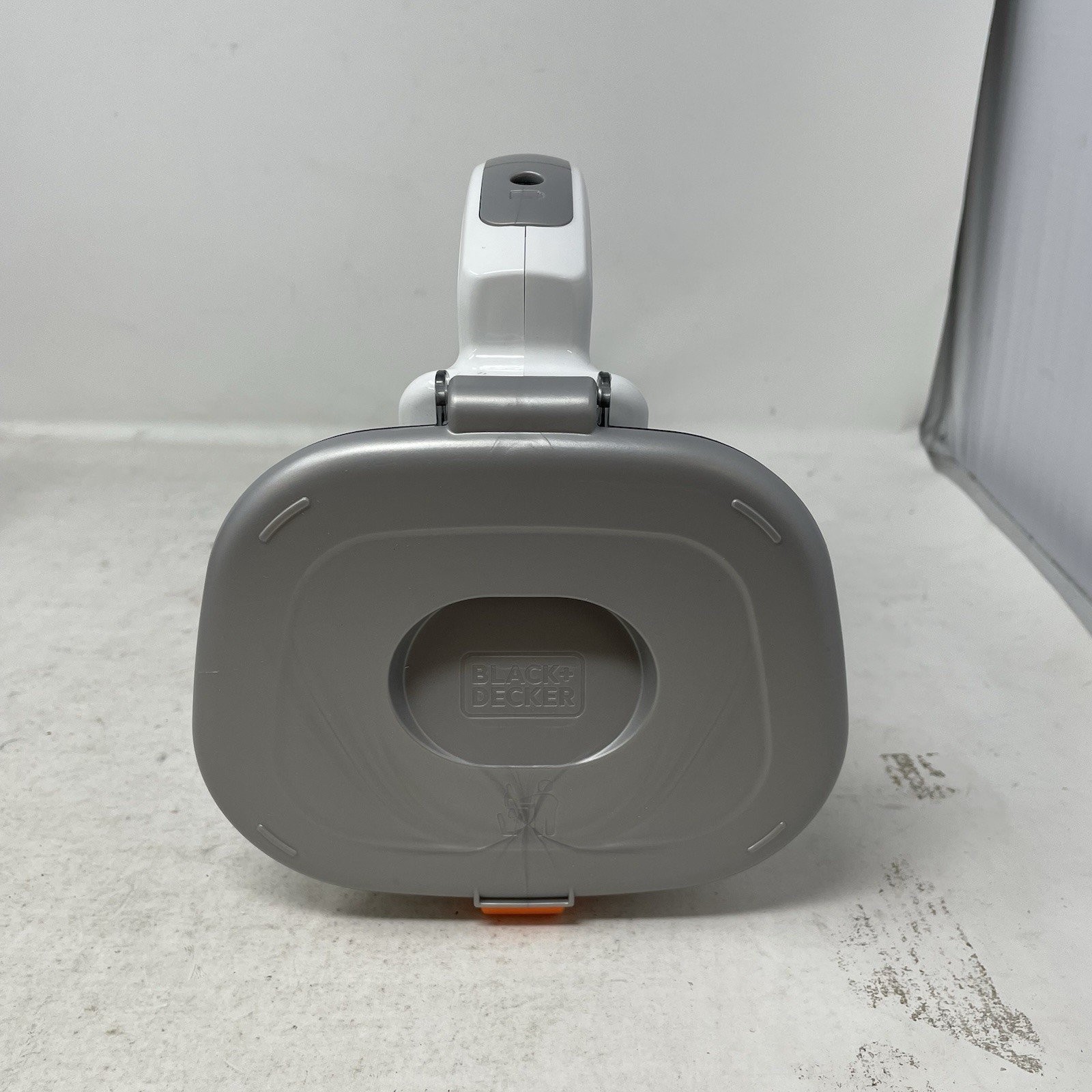 Black+Decker White Handheld Vacuum Cleaner HHVK320J10 *No Charger*