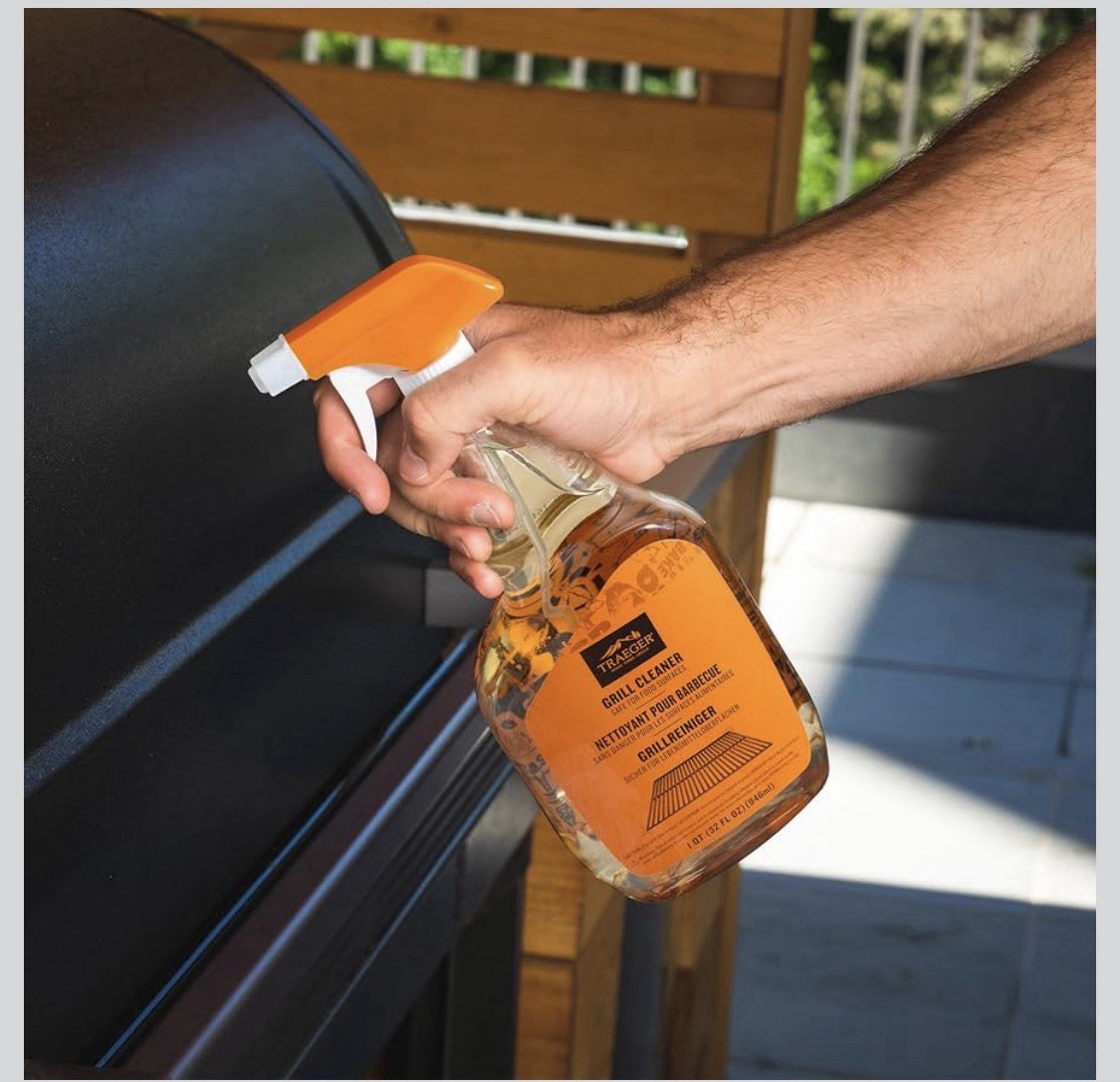 Traeger Grill Cleaner Safe for Food Surfaces 1 QT (32 FL OZ) Each 2 Pack