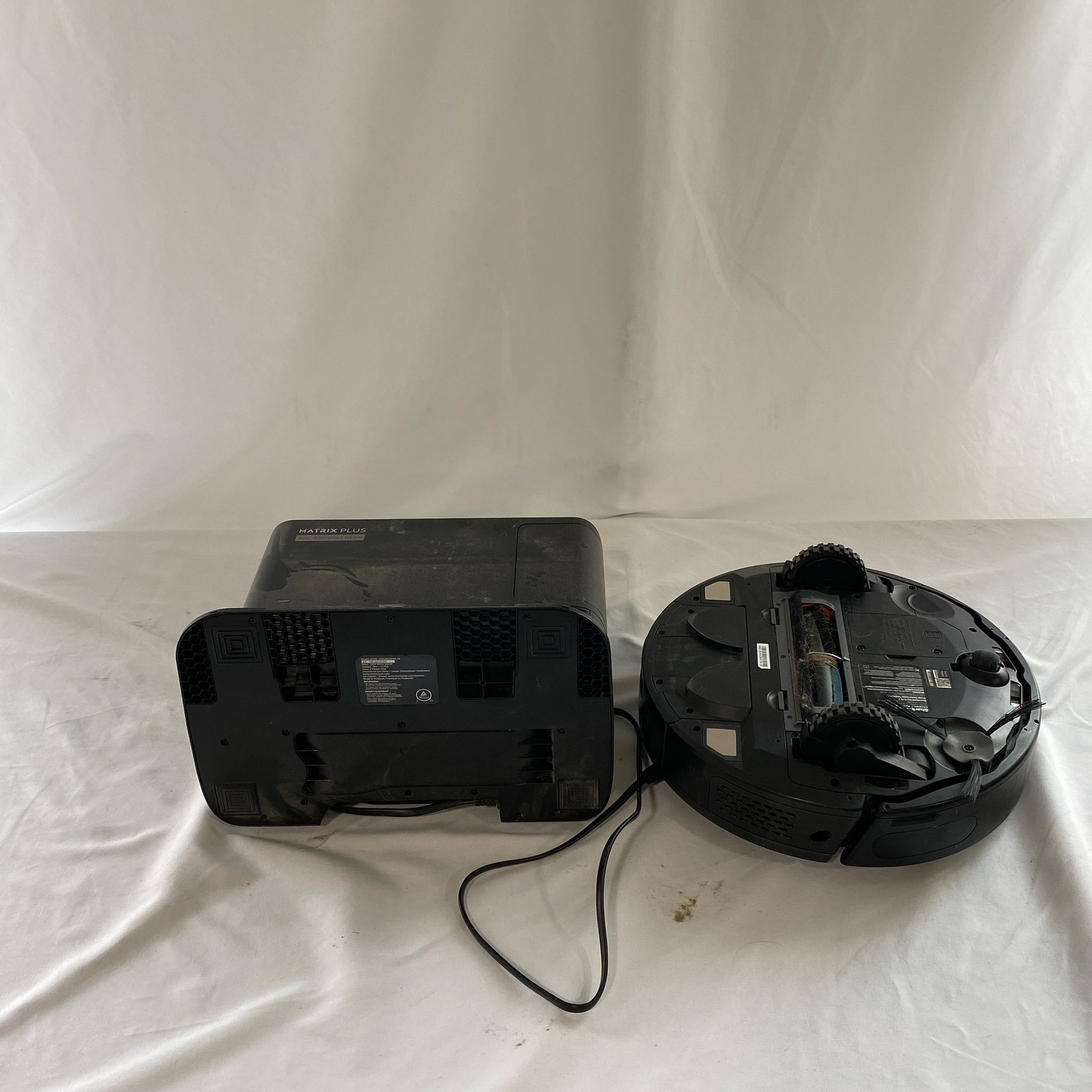 Shark Matrix Plus Robot Vacuum w/ Self-Empty Base, Black UR2360EEUS