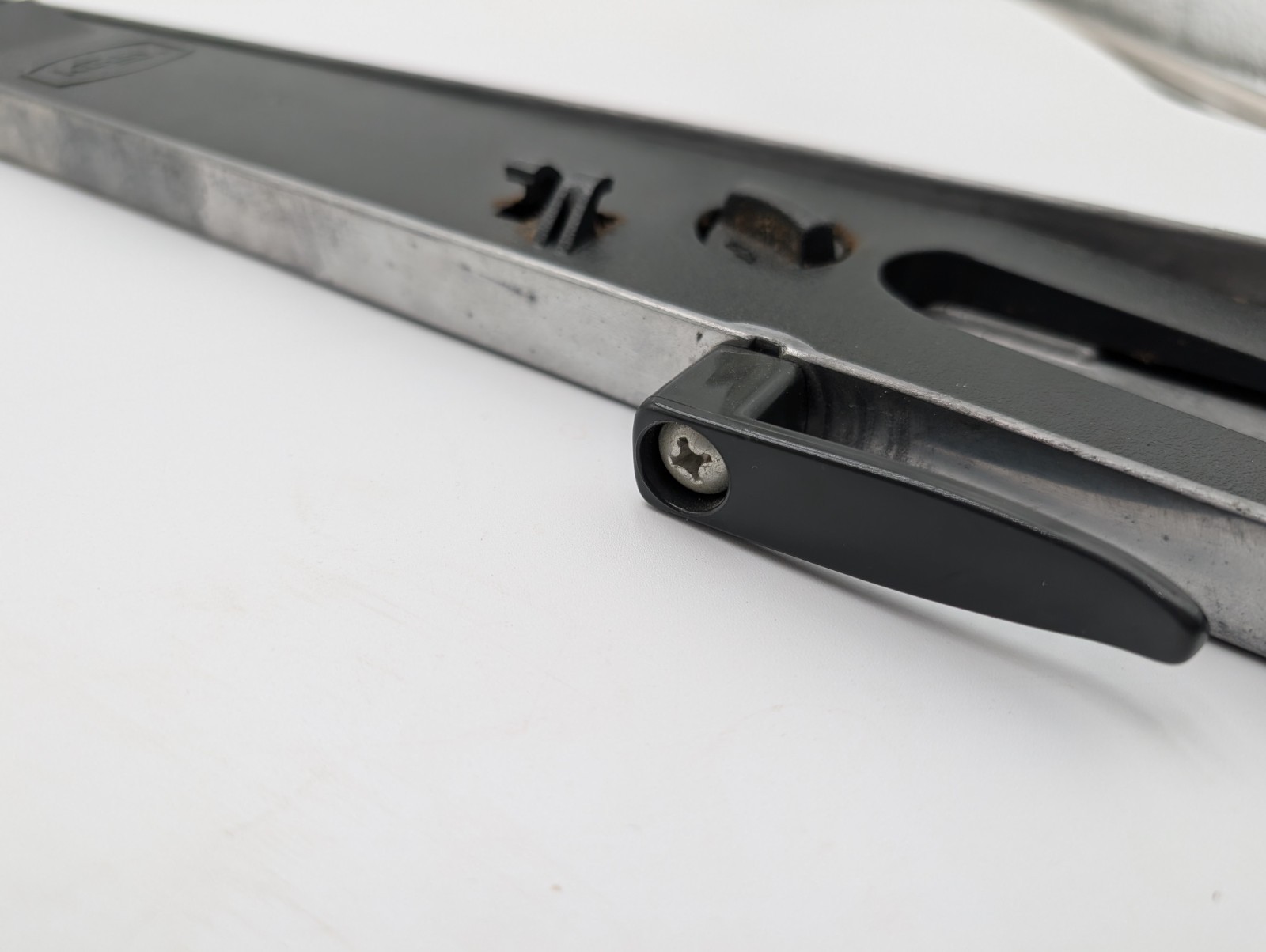 Kirby Heritage 1 HD Turbo Vacuum – Upper & Lower Handle w/ Mounting Pivot Pin