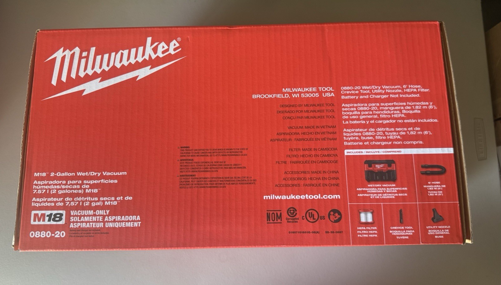 Milwaukee M18 18 Volt Cordless 2 gal Wet/Dry Vacuum 0880-20 Tool Only
