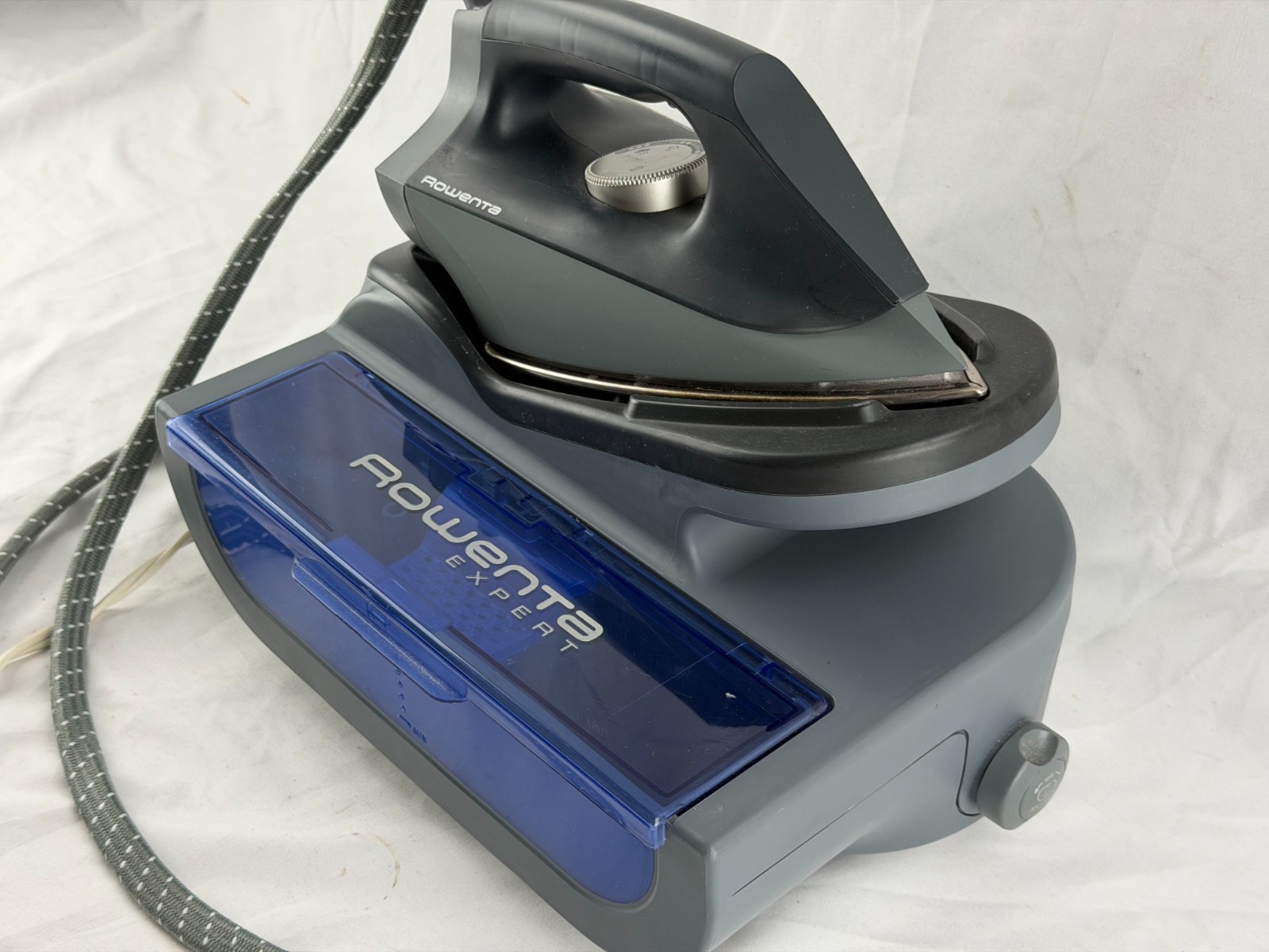 Rowenta Expert Steam Generator Iron DG8030 High Pressure Powerful Steaming Unit