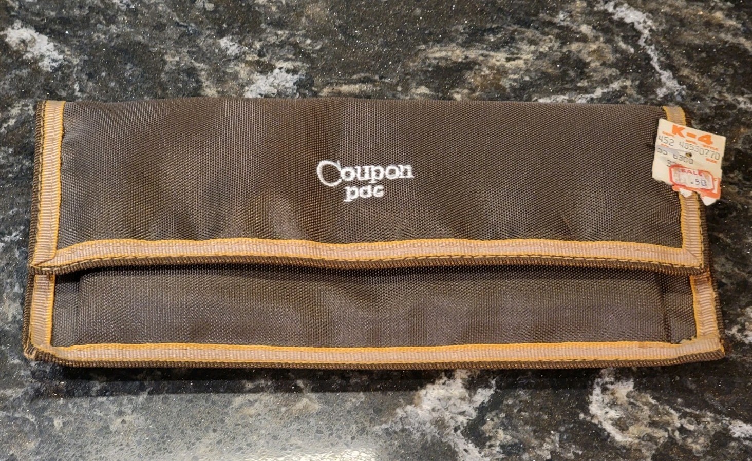 Vintage 1970s Coupon Pac Beige Nylon Pouch Organizer Clutch with Coupon Dividers