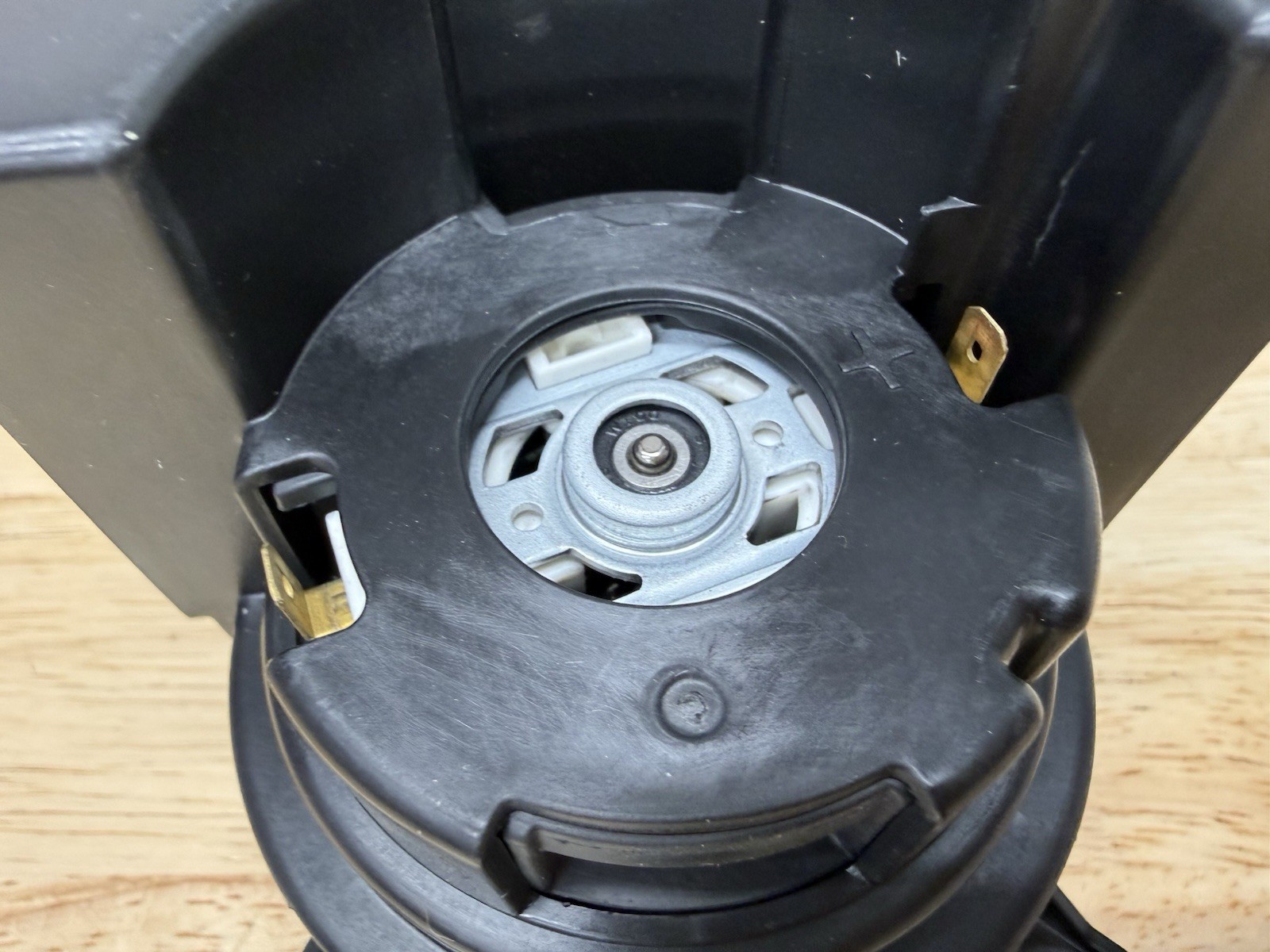 Shark WD201 HydroVac XL 3-in-1 Vacuum OEM Main Suction Motor with Case MINT***