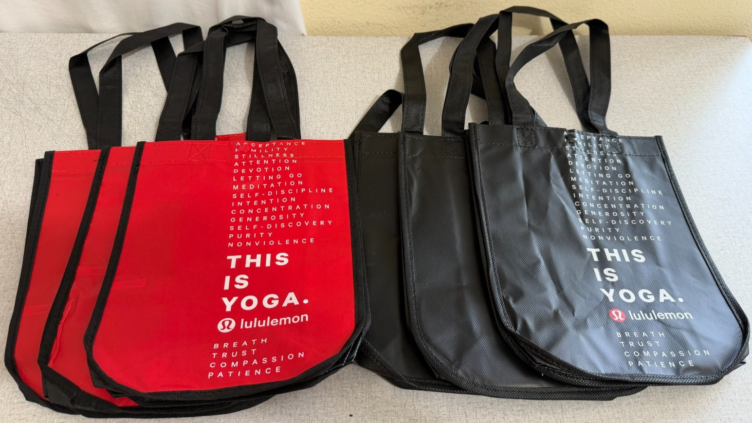 Lululemon Lot of 6 Reuseable Red & Black Reuseable Small Shopping Bags NEW