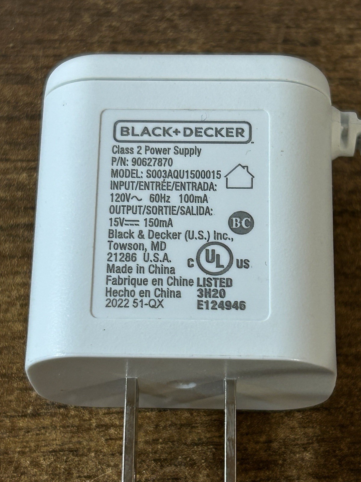 Black & Decker Dustbuster Hand Vacuum Charger OEM 15V 90627870 S003AQU1500015