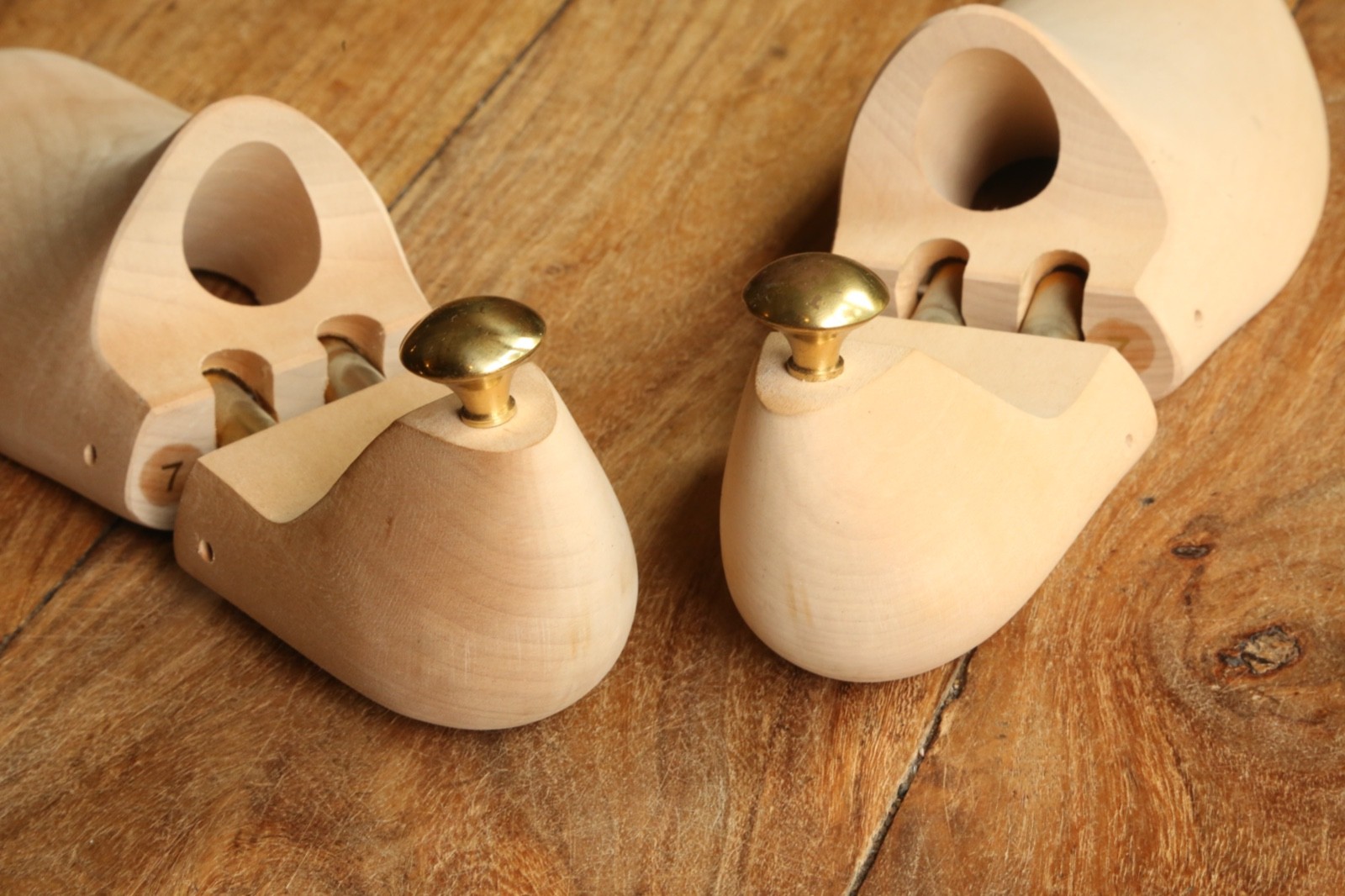 Crockett & Jones Wooden Shoe Trees Stretchers Shoes Size Medium UK 7 US 8
