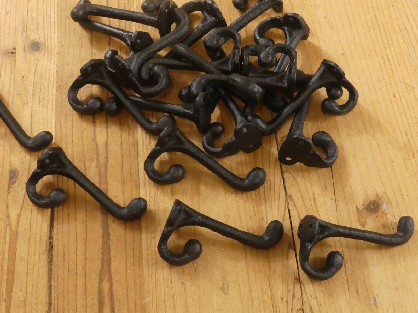 100 BLACK CAST IRON ACORN HOOKS 3 1/4″ LONG HOOK COAT HAT WALL BATHROOM TOWEL
