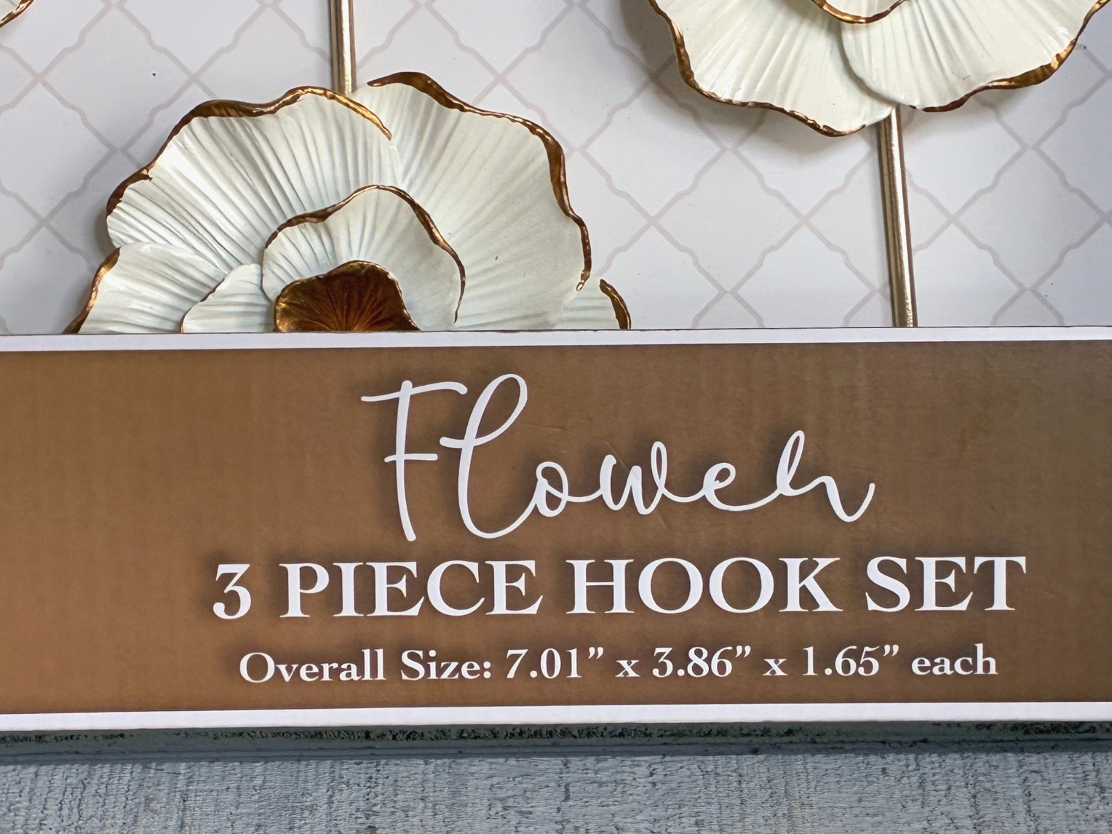 CEDAR and SAGE 3 Piece Flower Hook Set ~ 7.01″ x 3.86″ x 1.65″ ~ NEW IN PACKAGE
