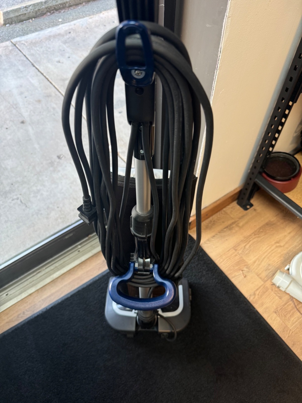 oreck elevate conquer Vacuum