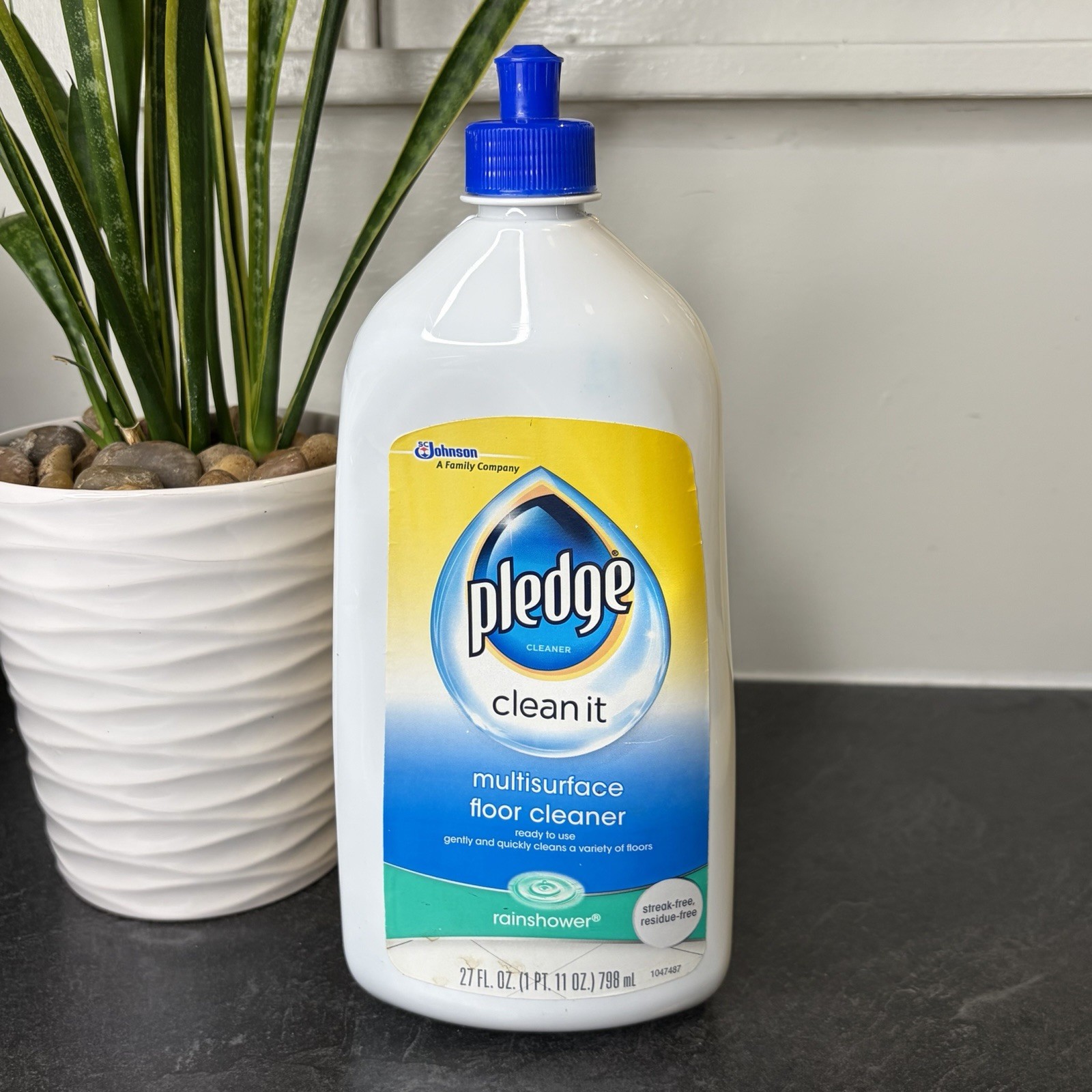 NEW Pledge Clean It Multisurface Floor Cleaner Rainshower 27 fl oz
