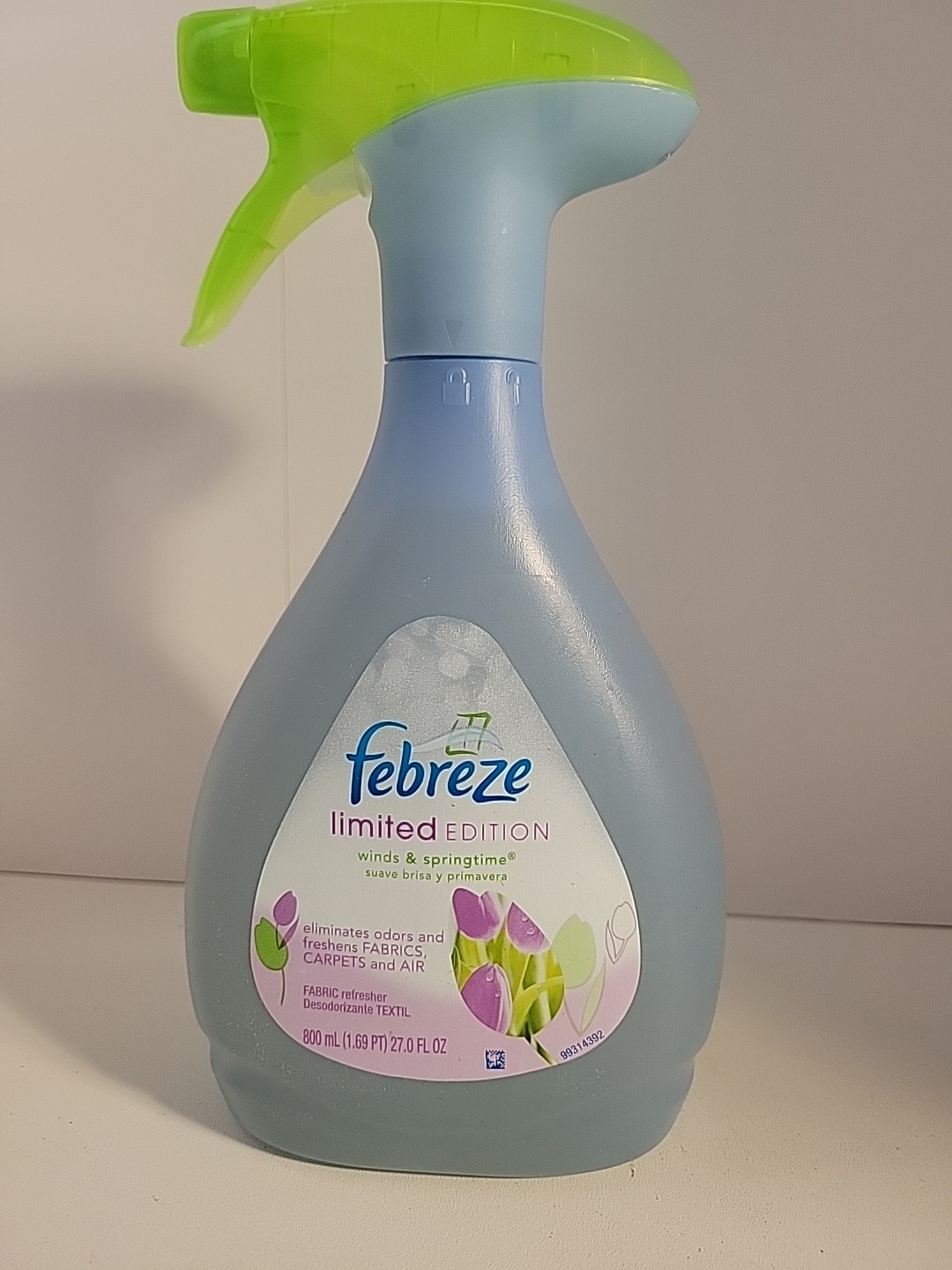 Febreze Limited Edition Fabric Refresher Winds & Springtime 27 fl oz. Spray