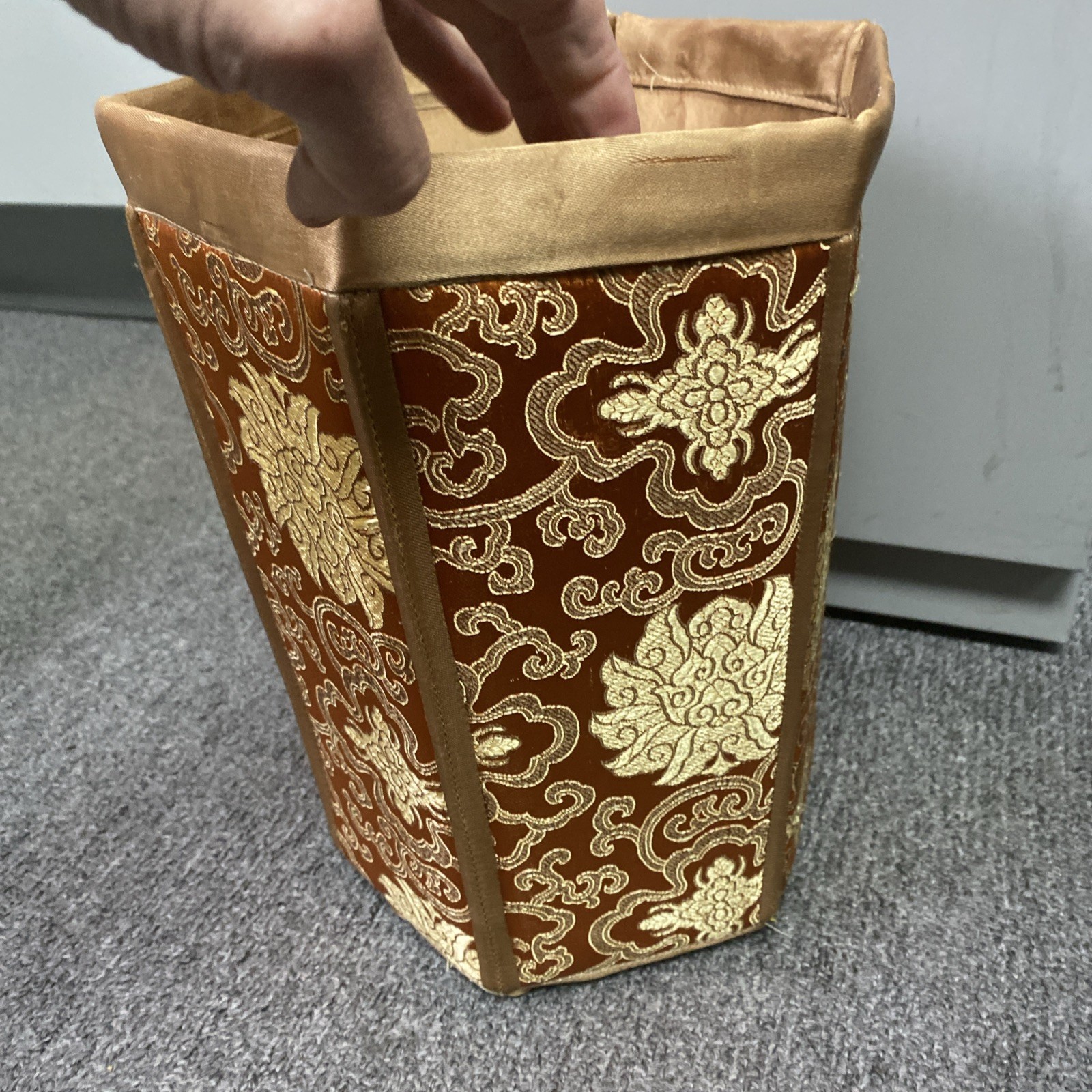 VTG Chinese Silk Brocade Hexagonal Waste paper Trash Basket Mcm 11.5x9x8″