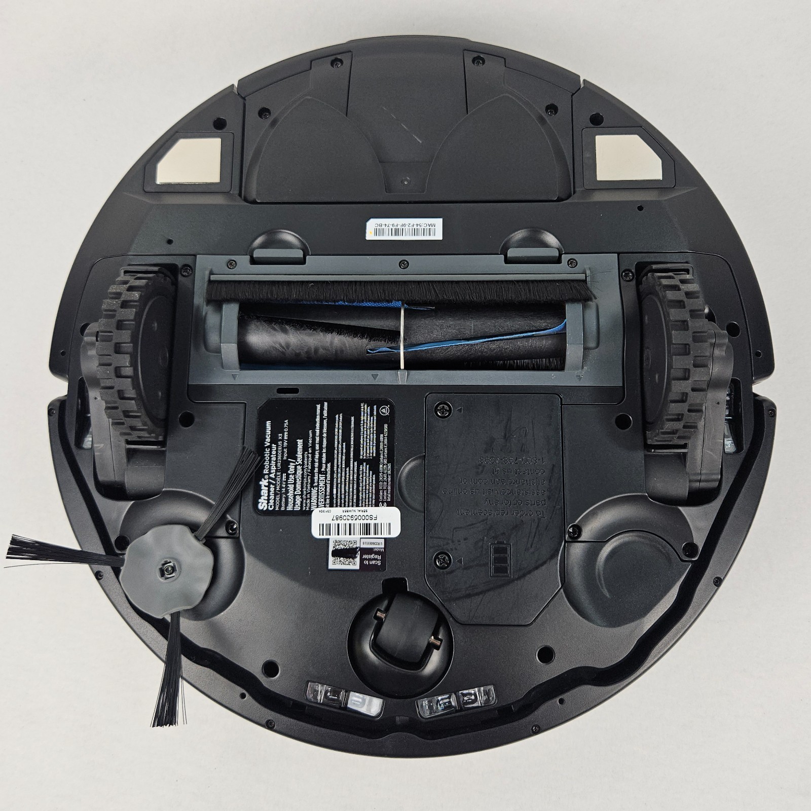 Shark Matrix Plus Vacuum Self-Emptying Robot Home Mapping Hepa Black UR2360EEUS