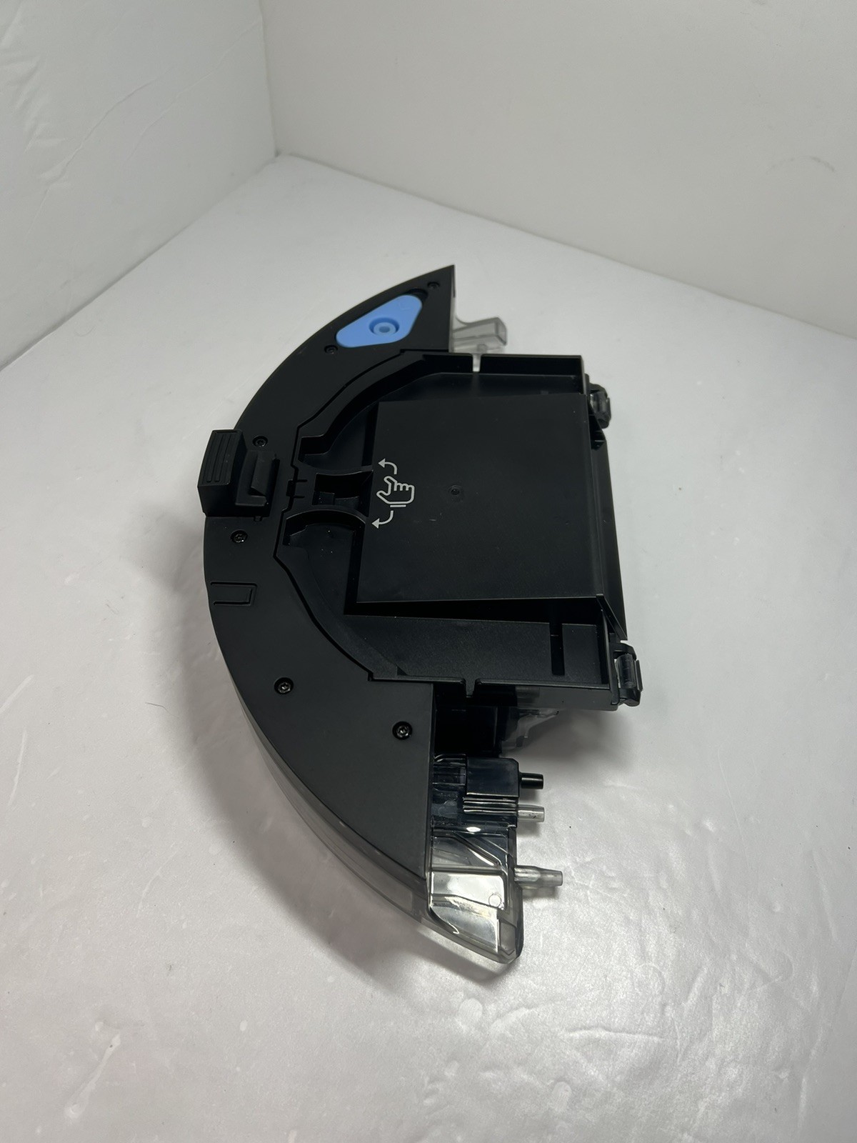 Shark PowerDetect NeverTouch Pro Robot Vac Replacement Dust Bin Only – Used