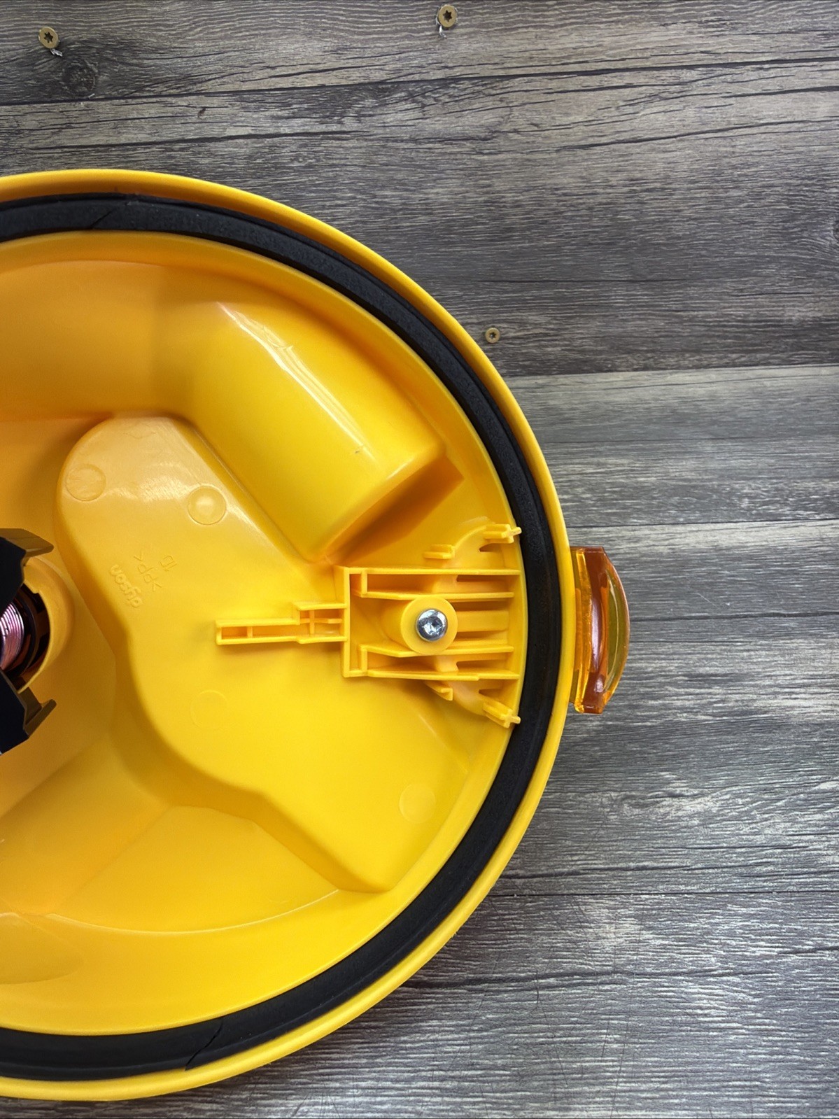 Authentic Dyson DC14 DC15 Lid Top Handle Release For Cyclone Dust Bin Yellow