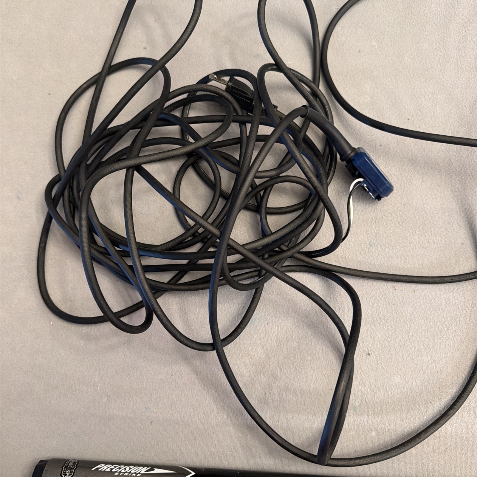 Shark Stratos UltraLight Stick Vacuum – Navy (HZ3002) Power cord