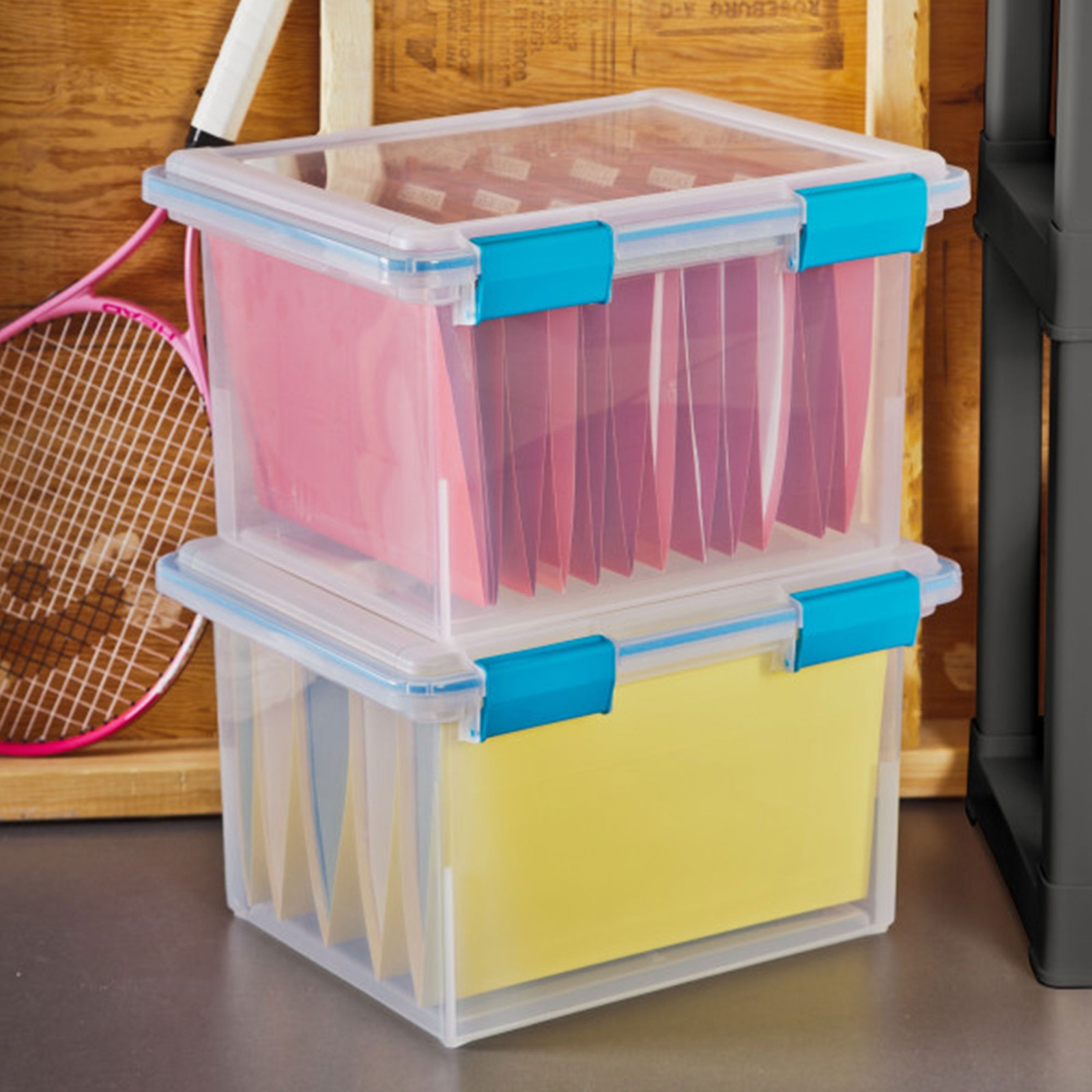 Sterilite Large 32 Qt Home Storage Container Tote with Latching Lids, (4 Pack)