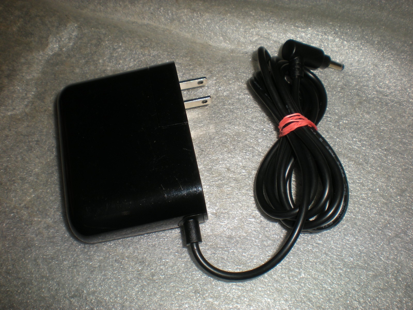OEM Eureka NEC451BL ReactiSense Cordless Stick Vacuum AC Adapter Battery Charger