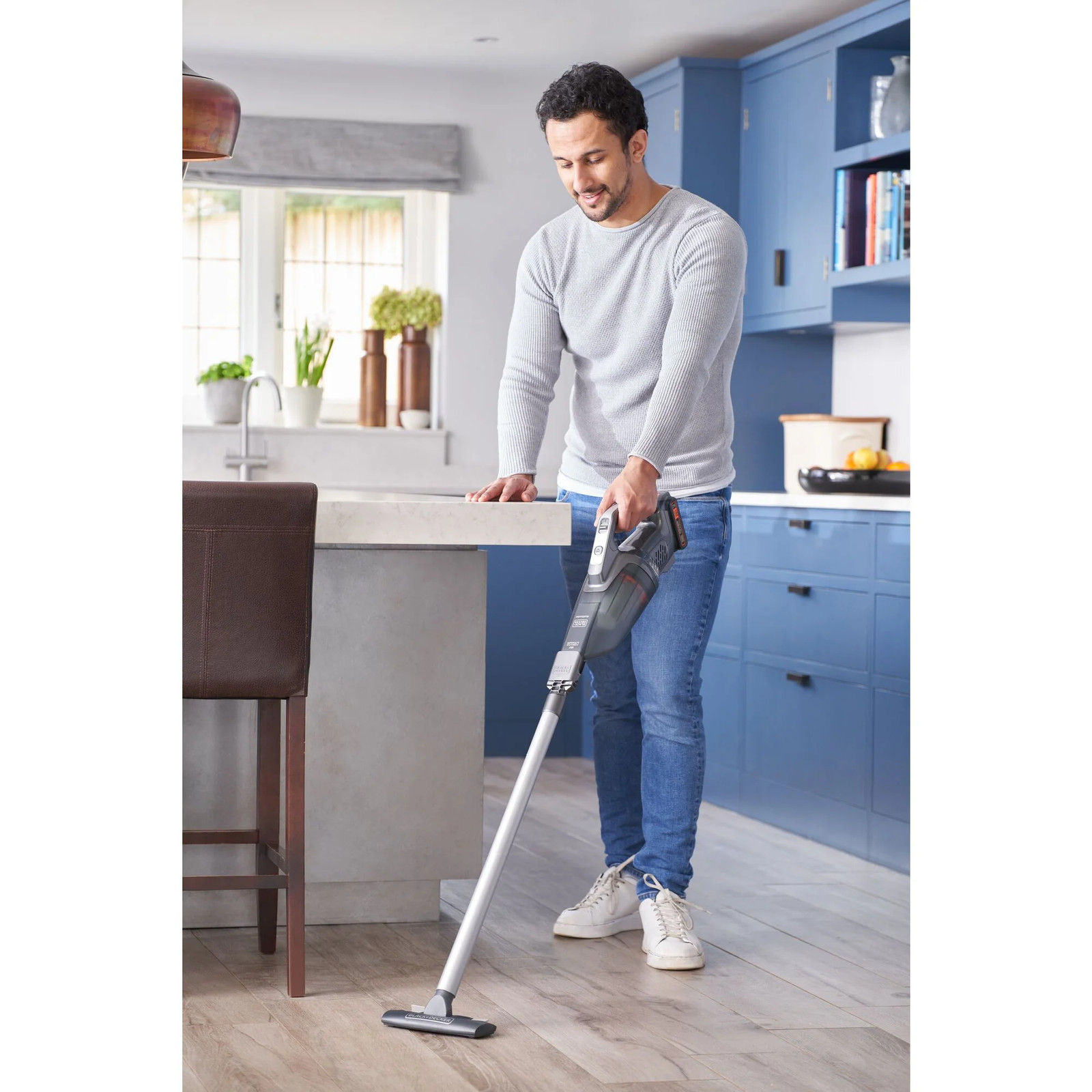 BLACK+DECKER dustbuster® 20V MAX* POWERCONNECT™ – BCHV001C1