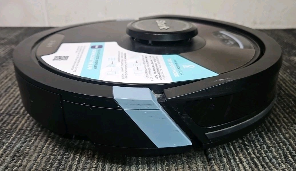 Shark RV2620WFUS AI Ultra Robot 2-in-1 Vac & Mop with Charging Station