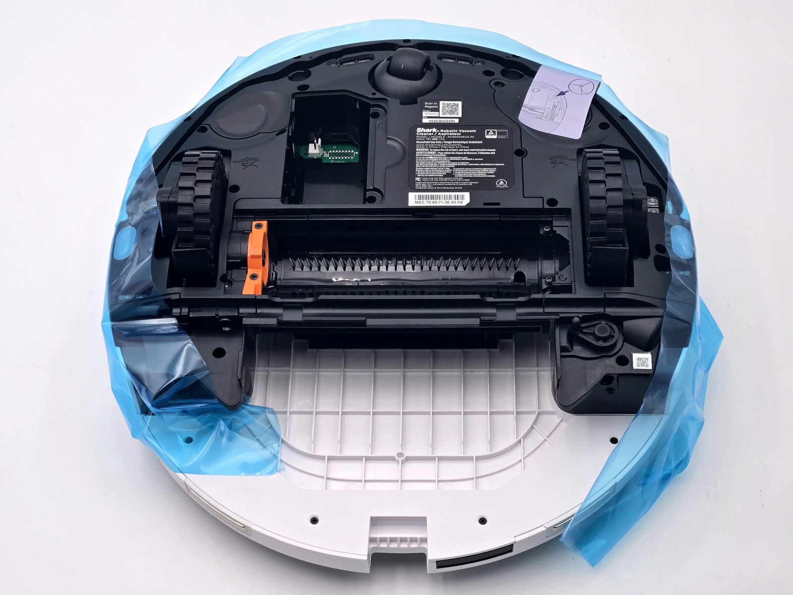 Shark PowerDetect/UV Reveal Robot Vacuum Unit AV3000XEUS (New, No Charging Dock)