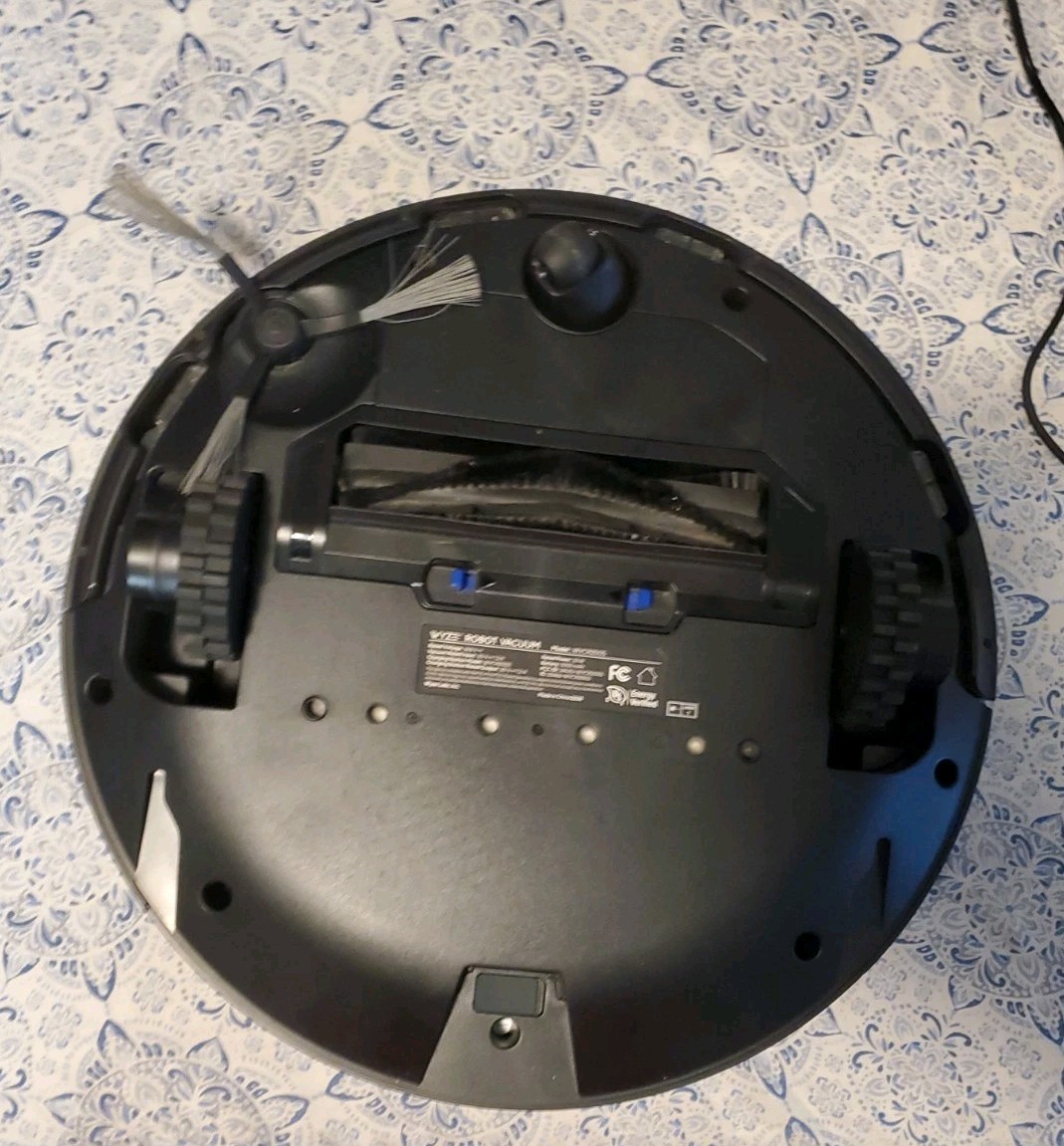 Wyze Robot Vacuum WVCR200S LiDAR Smart Vacuum w/ Charging Dock
