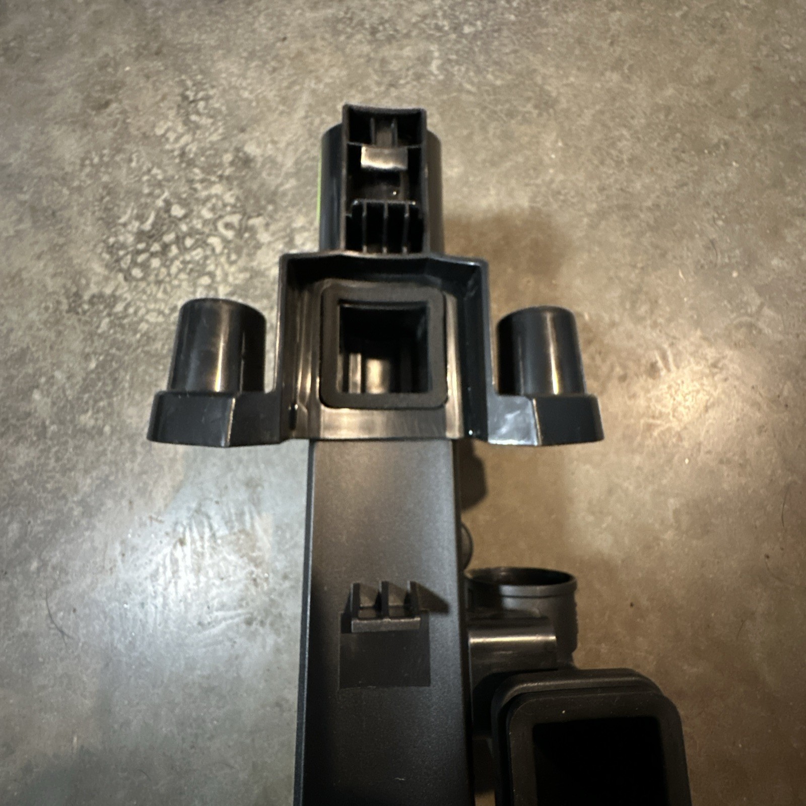 Bissell 2690 PowerForce Compact Turbo Vacuum Parts – Middle Handle Assembly, OEM