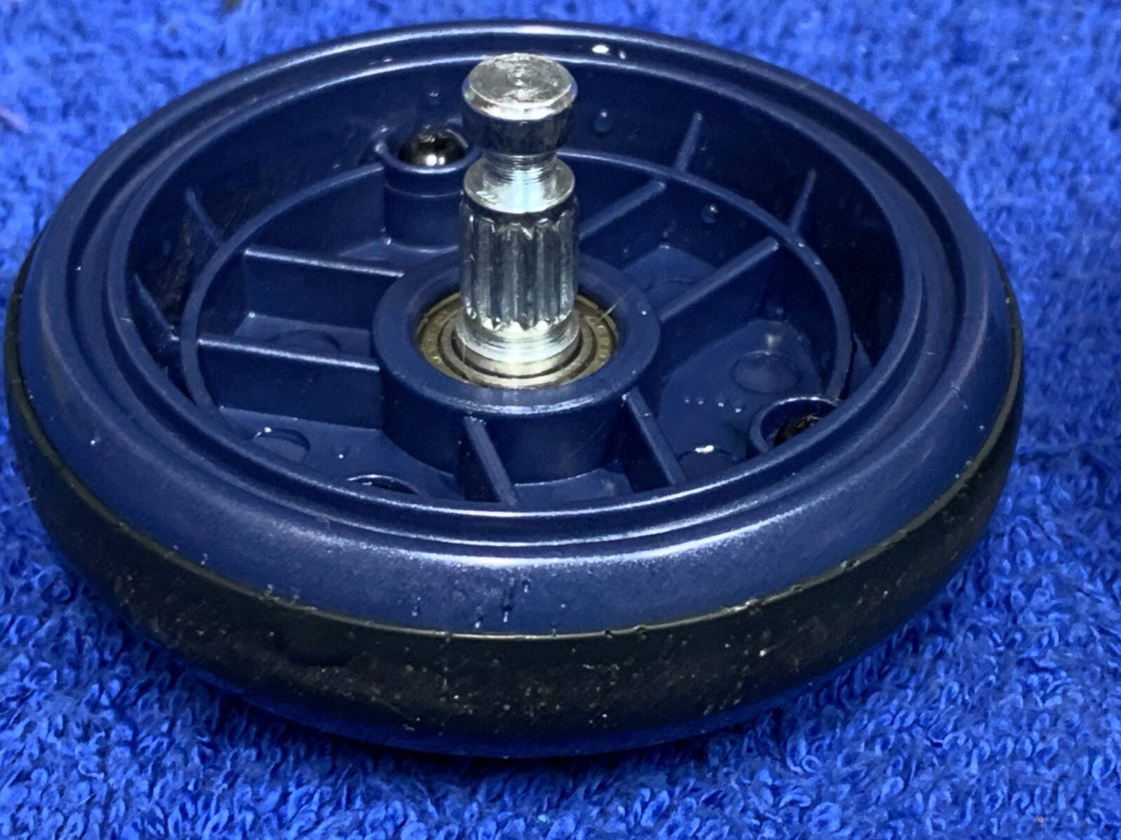 Shark DuoClean Vacuum ( Large Rear Wheels – Blue/Gray/Black ) NV800 NV801 NV803