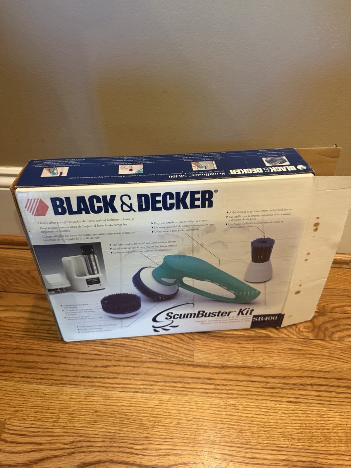 Black and Decker Scum Buster Kit SB400 w/Accessories ScumBuster NEW Open Box