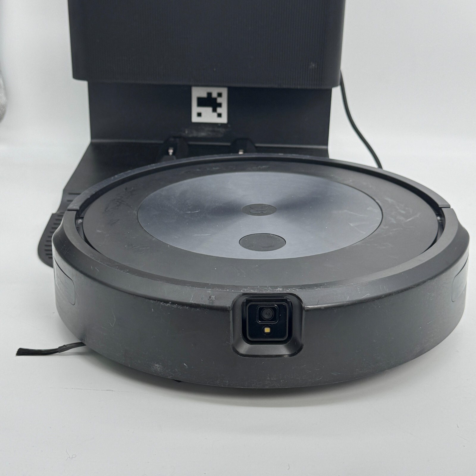 Missing Parts – iRobot Roomba j7+ Self-Emptying Robot Vacuum