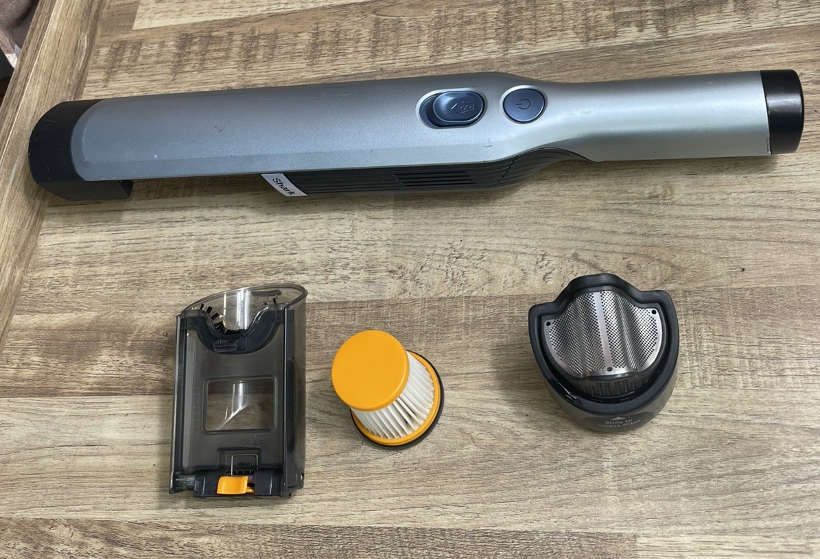 Shark WV201 WANDVAC Handheld Vacuum unit only Lightweight 1.4 Pounds no charger