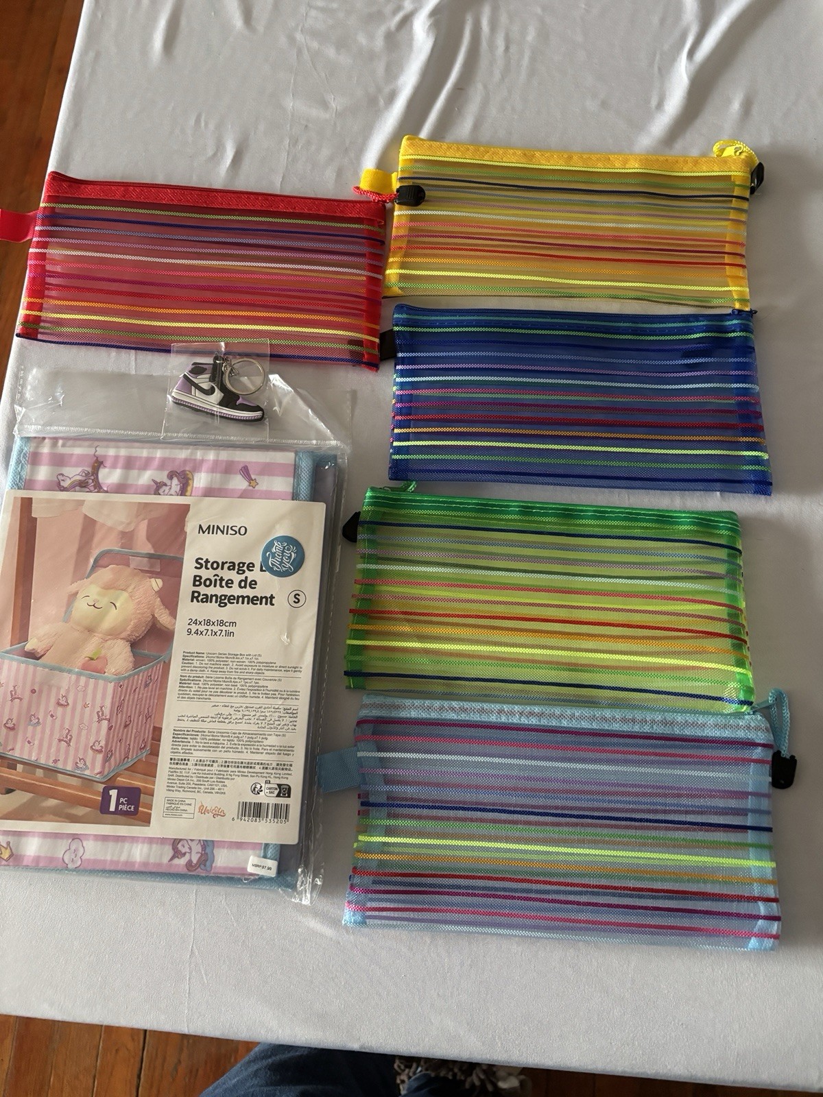 Unicorn Storage Box 9.4”by 7.1 By7.1 “ And 5 Small Storage Bags