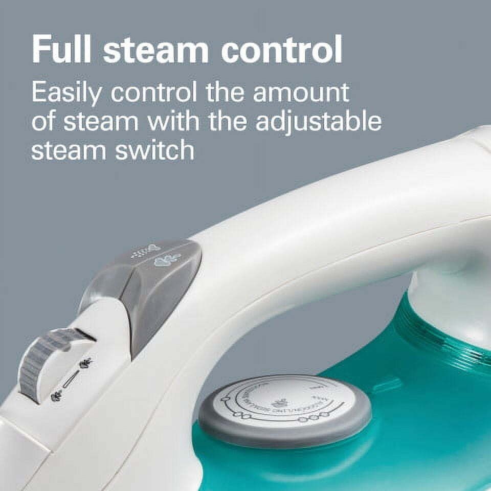 Retractable Cord Iron Steam Control Adjustable Steam Water Capacity 220 Ml