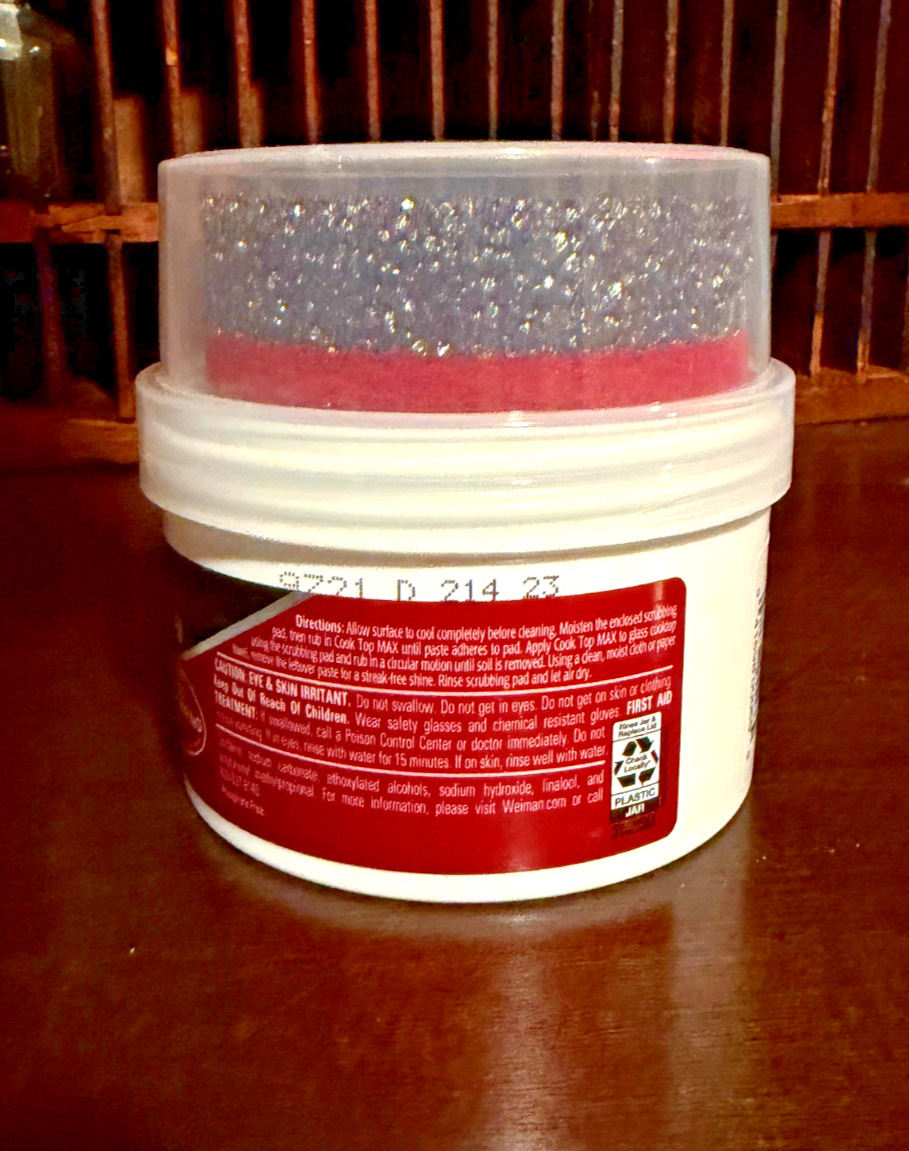 Weiman Cooktop Cleaner Paste, Easily Remove Burned Food and Grease- Brand New