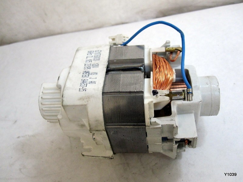 Sebo Felix Brush Motor. 6310760030 120v 22195 ametek 655657-25