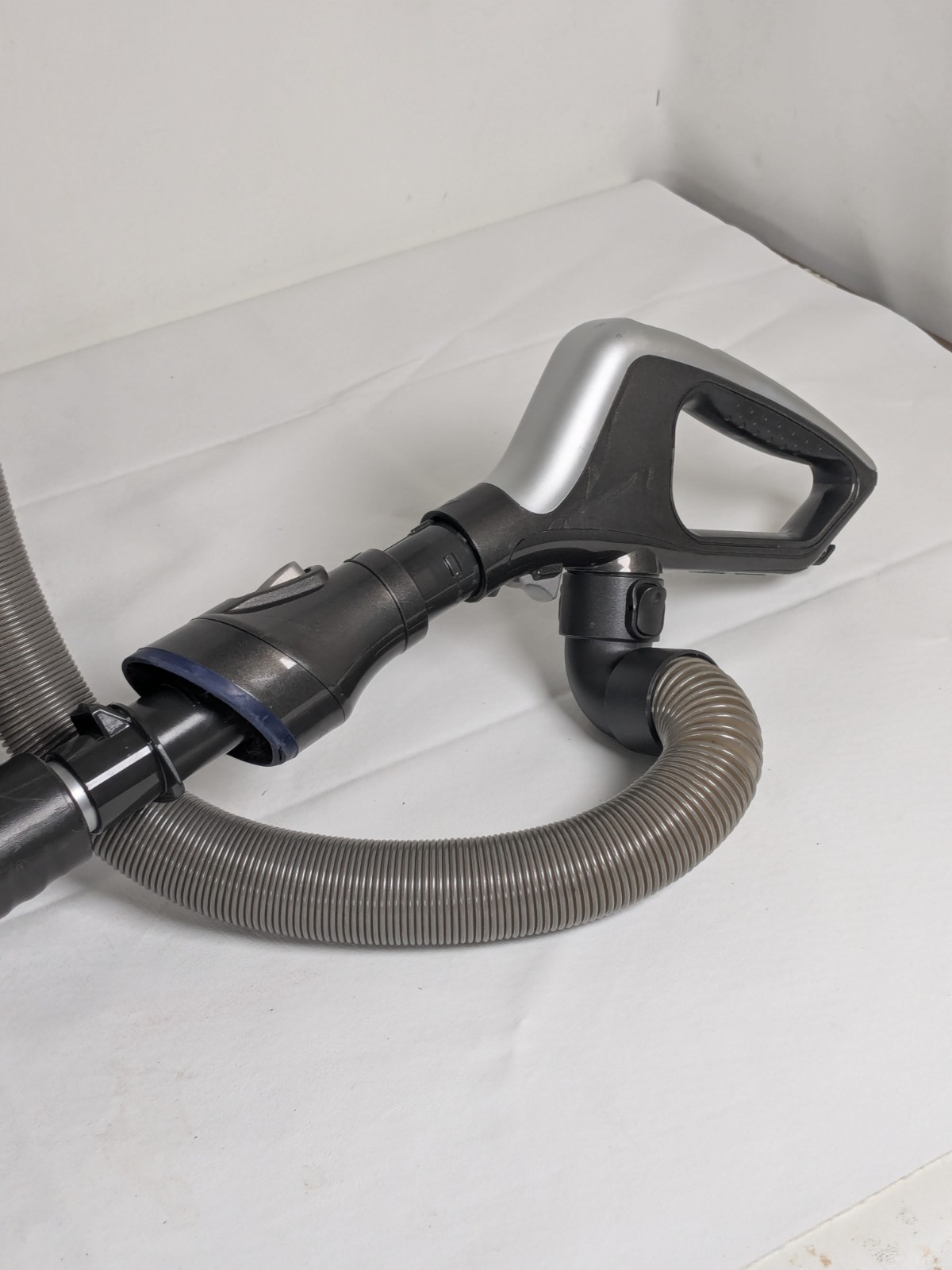 LG KOMPRESSOR LUV300B Dualforce Upright Bagless Vacuum Cleaner