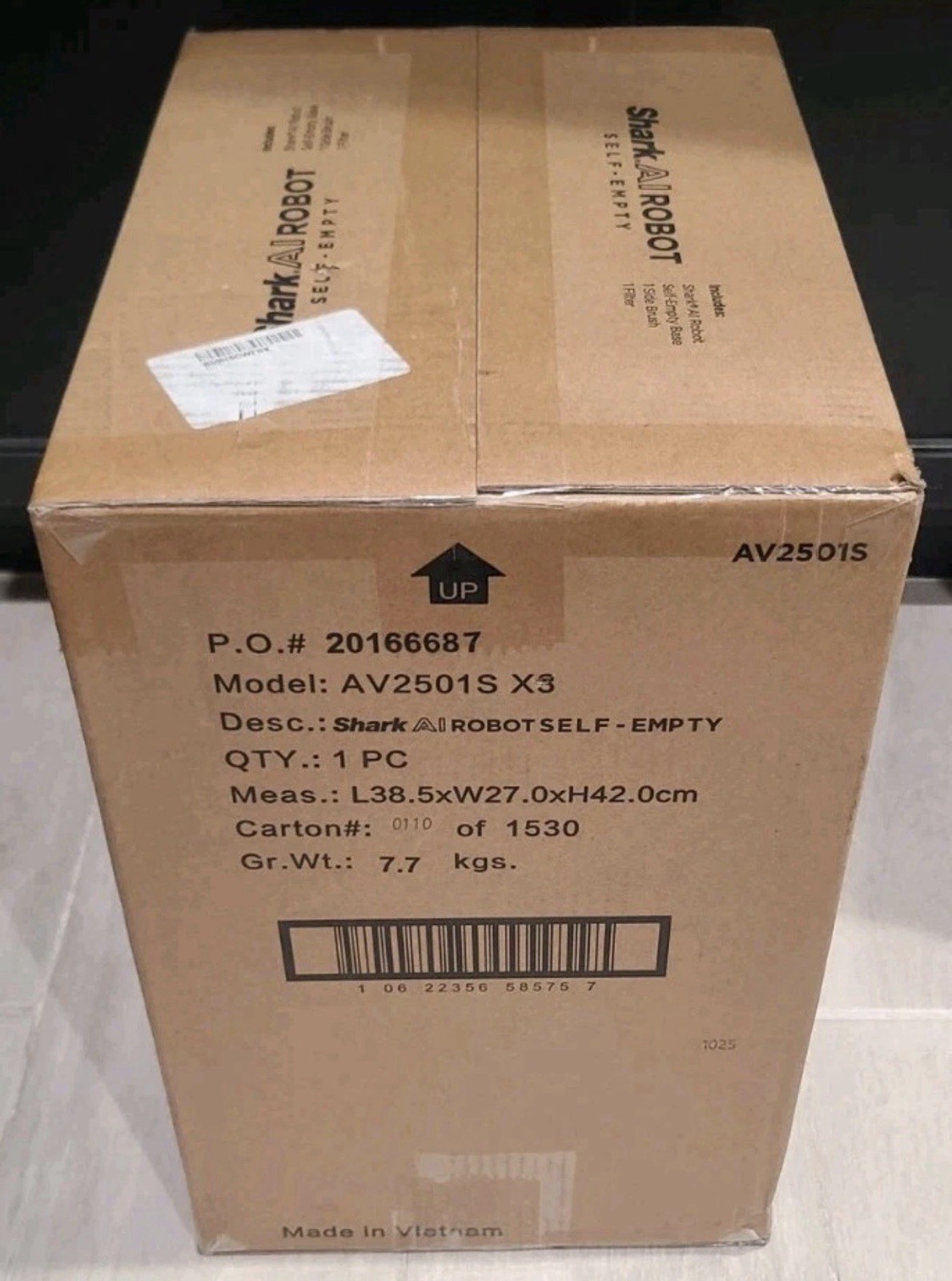 Shark AV2501S AI Ultra Robot Vacuum with Matrix Clean and Home Mapping